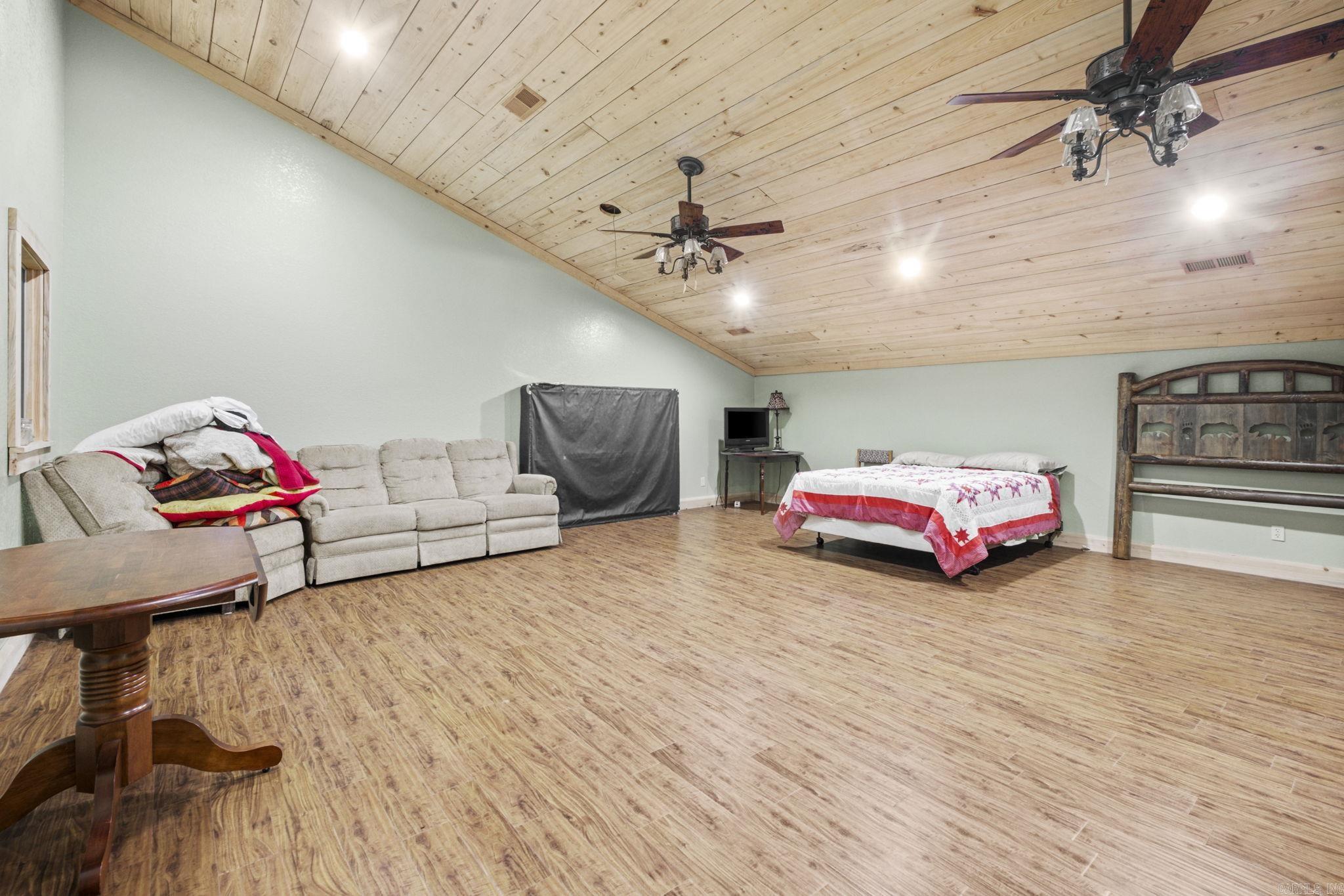 140  Vineyard  Searcy, AR