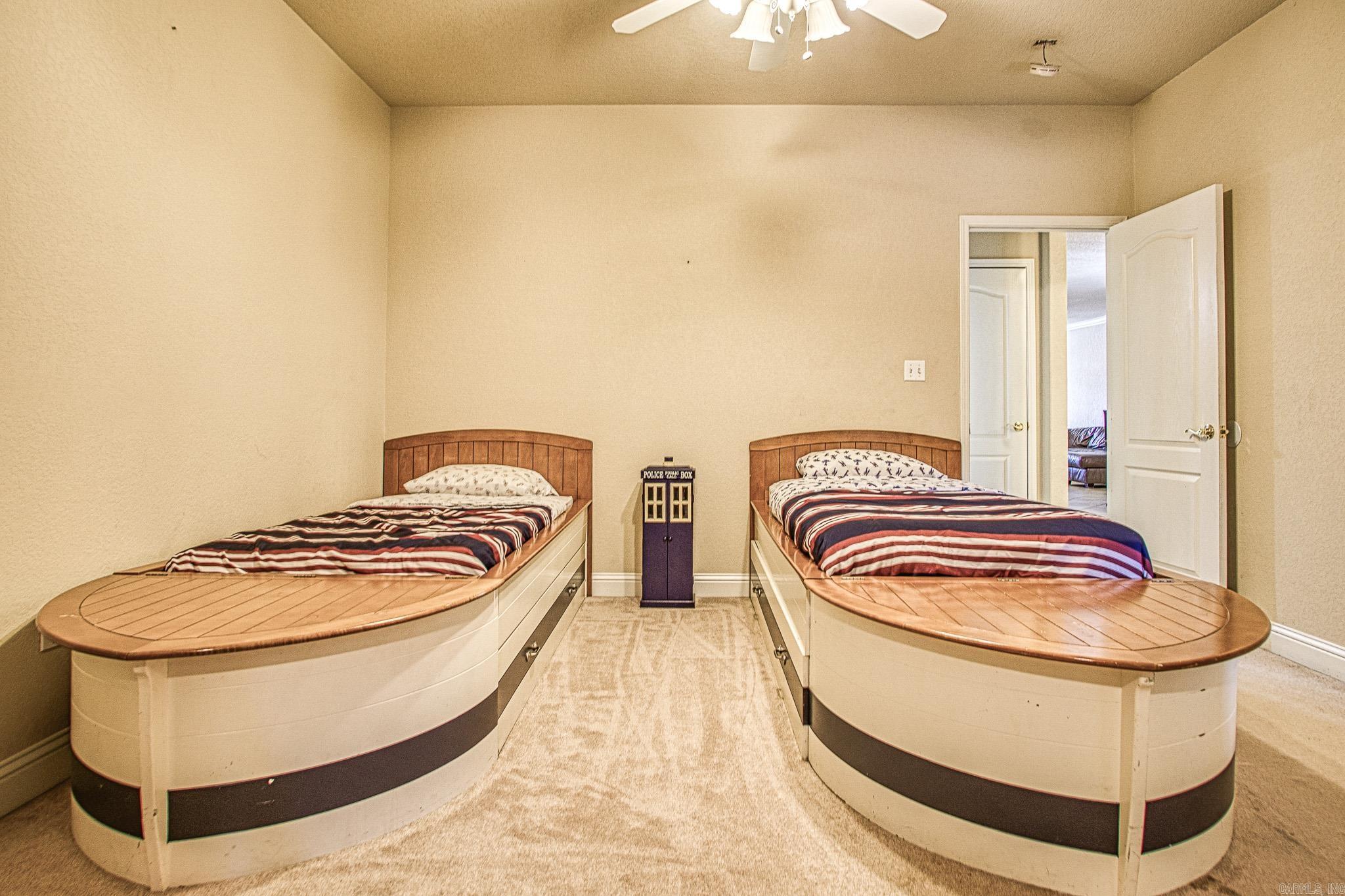 451  Lakeland  Hot Springs, AR