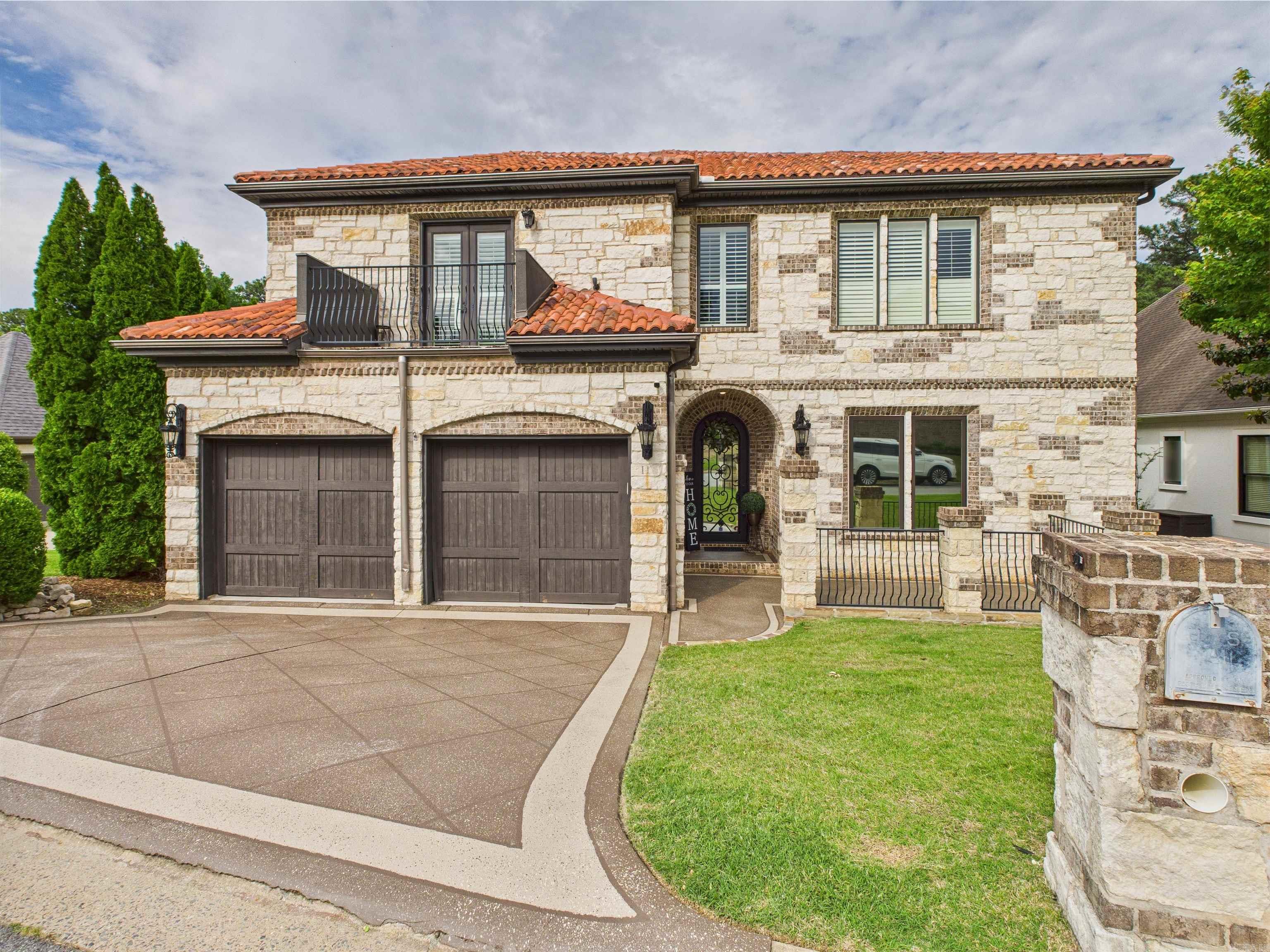 11  La Scala  Little Rock, AR