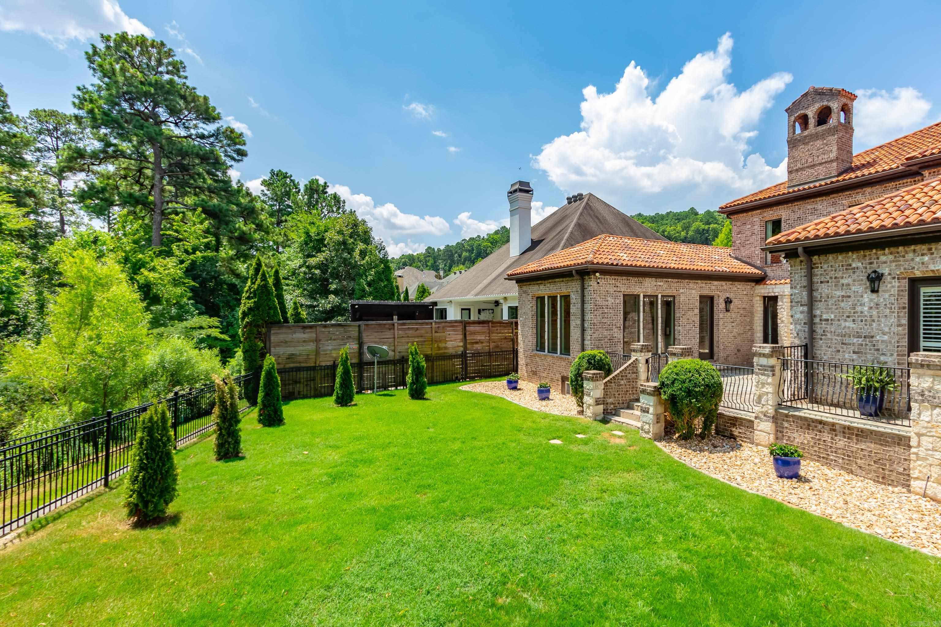 11  La Scala  Little Rock, AR