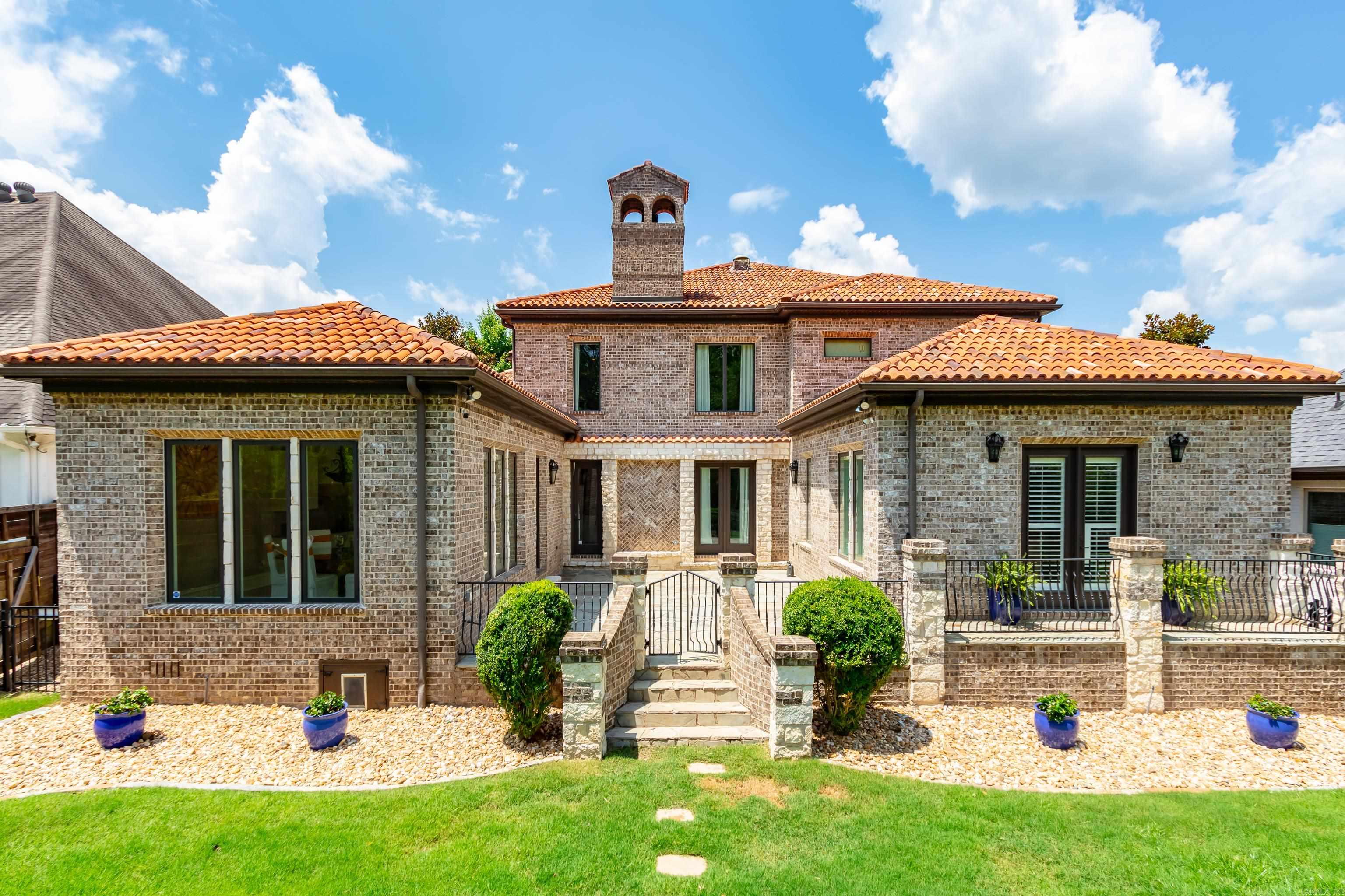 11  La Scala  Little Rock, AR
