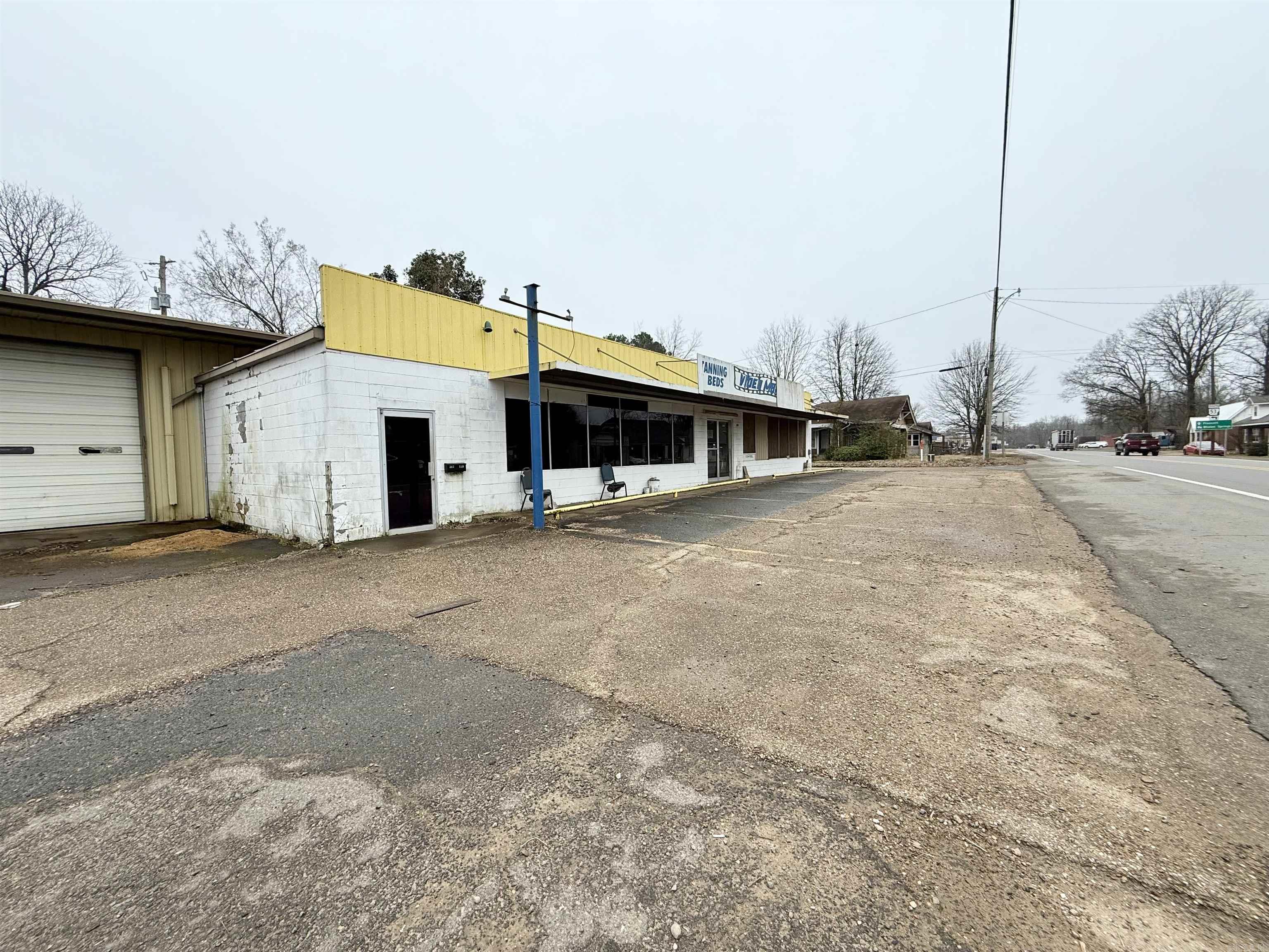 301 N Elm St  Gurdon, AR