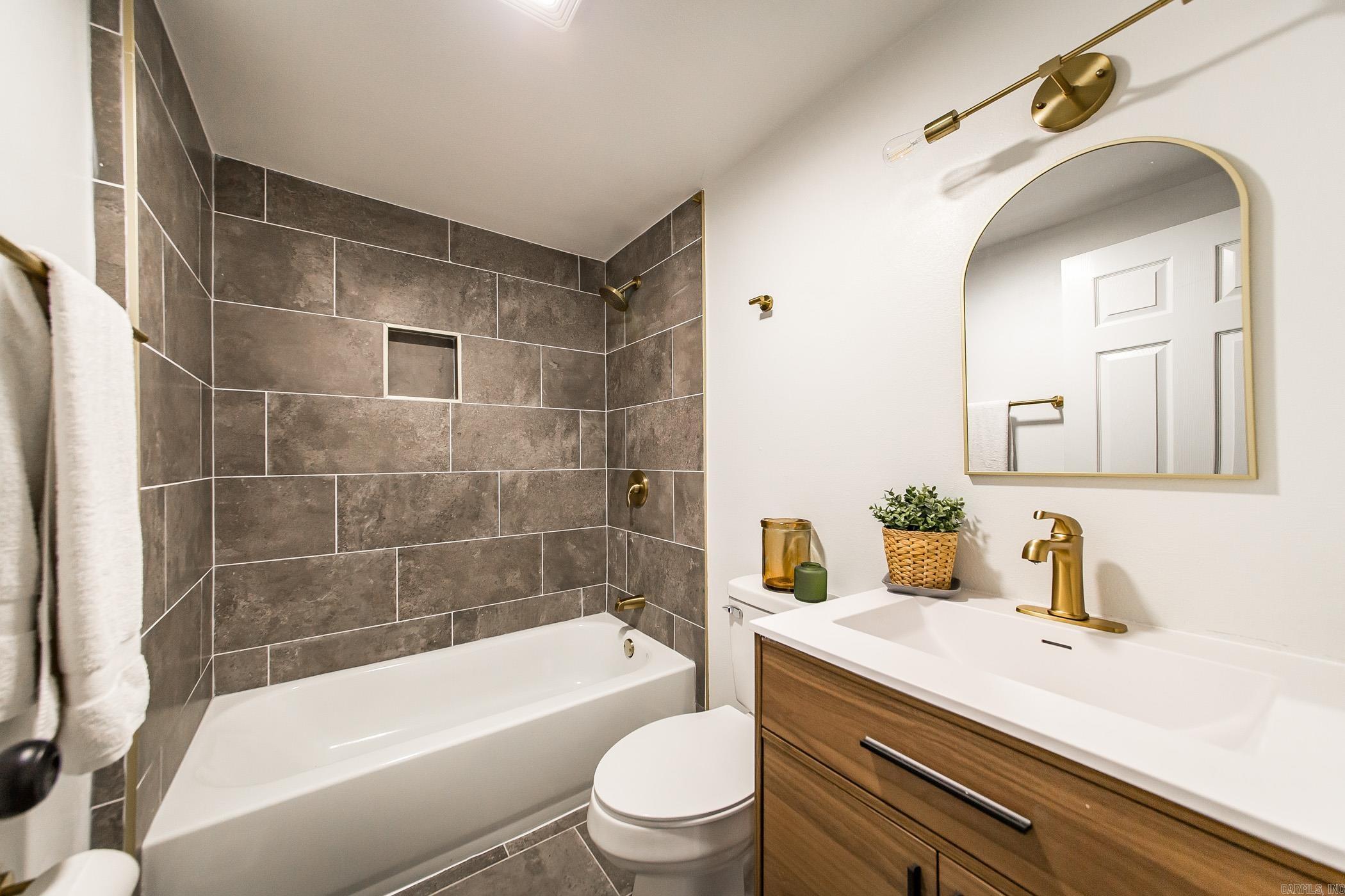 8511  Ferndale Cutoff  Little Rock, AR
