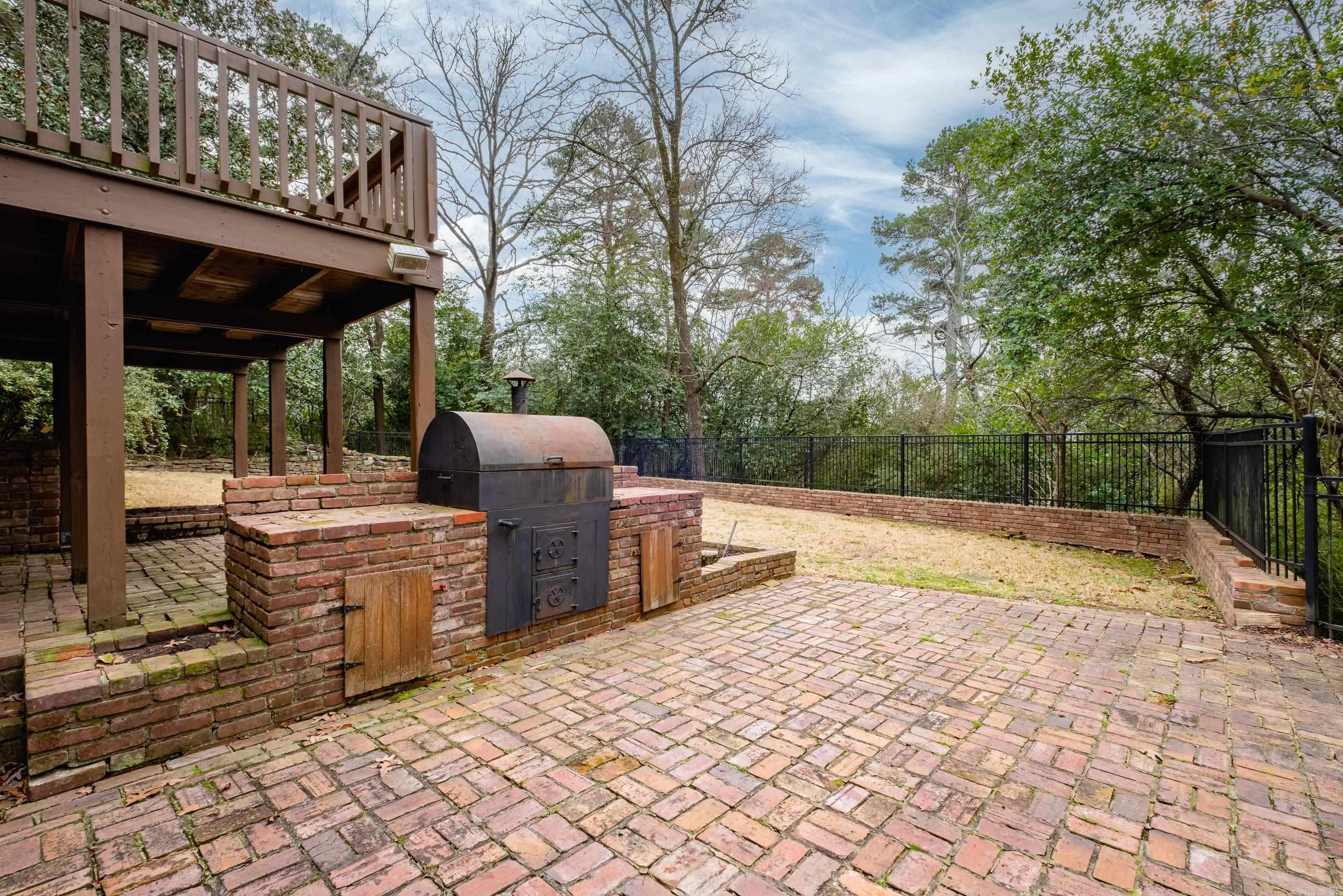 8  Robinwood  Little Rock, AR
