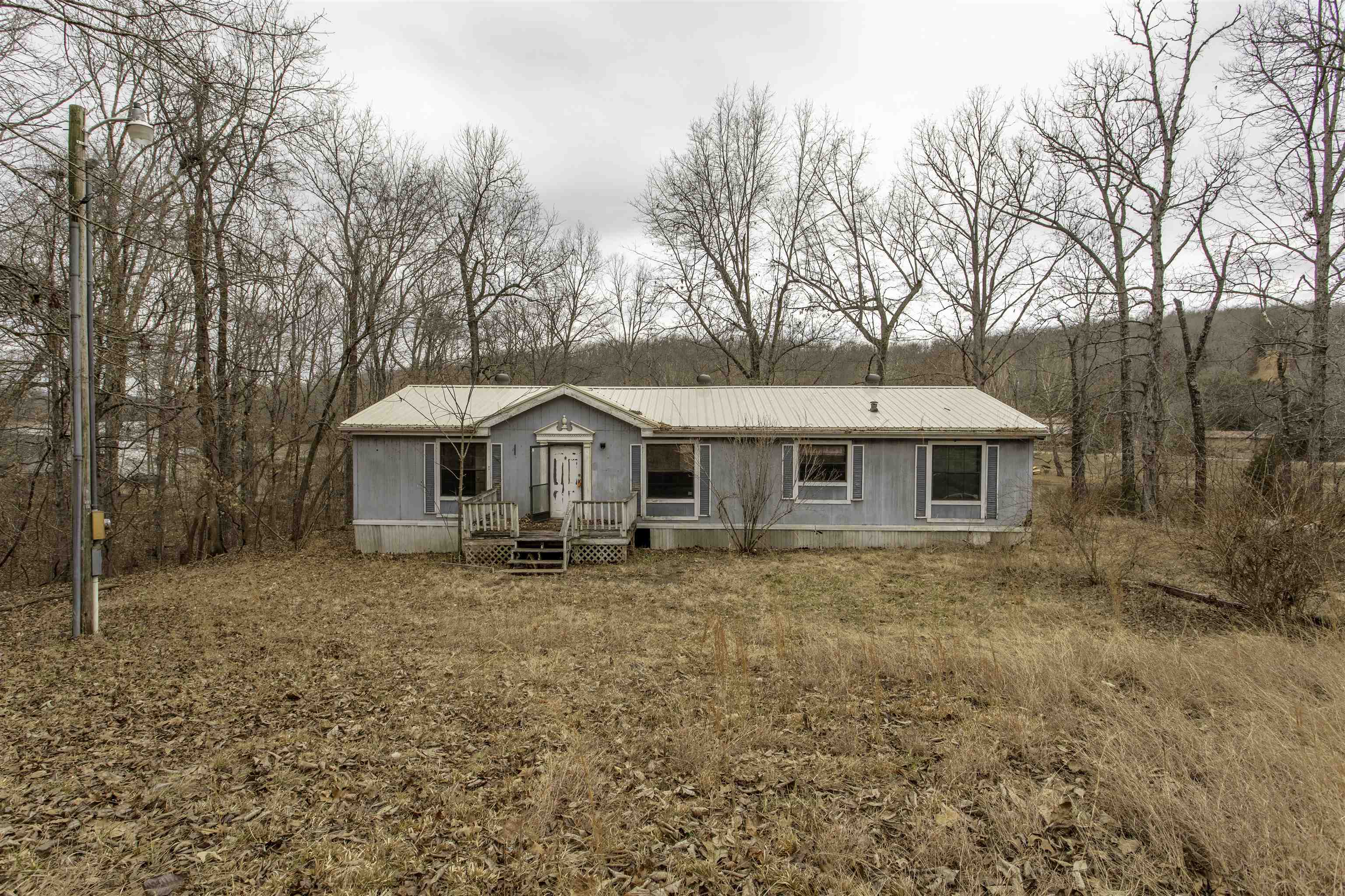 601  Woodland Hills  Hardy, AR