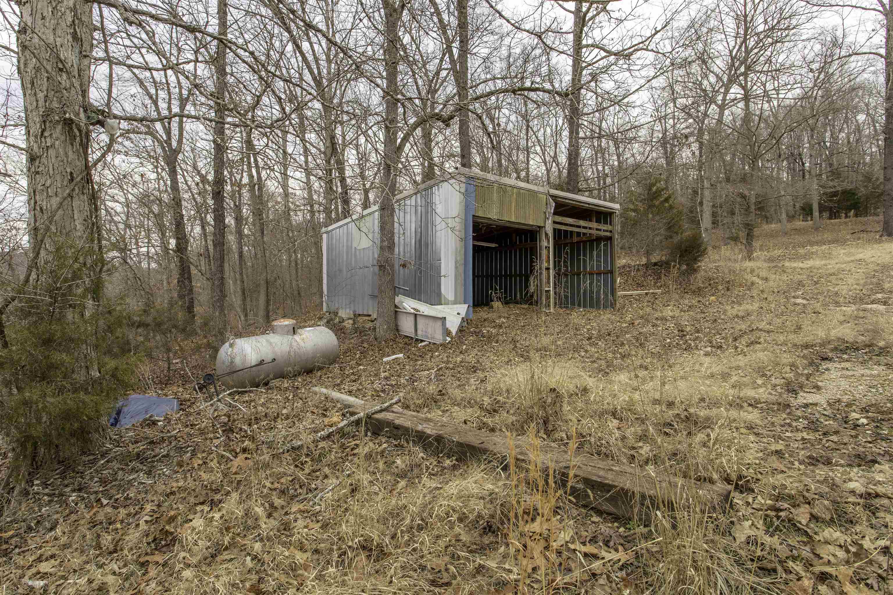 601  Woodland Hills  Hardy, AR