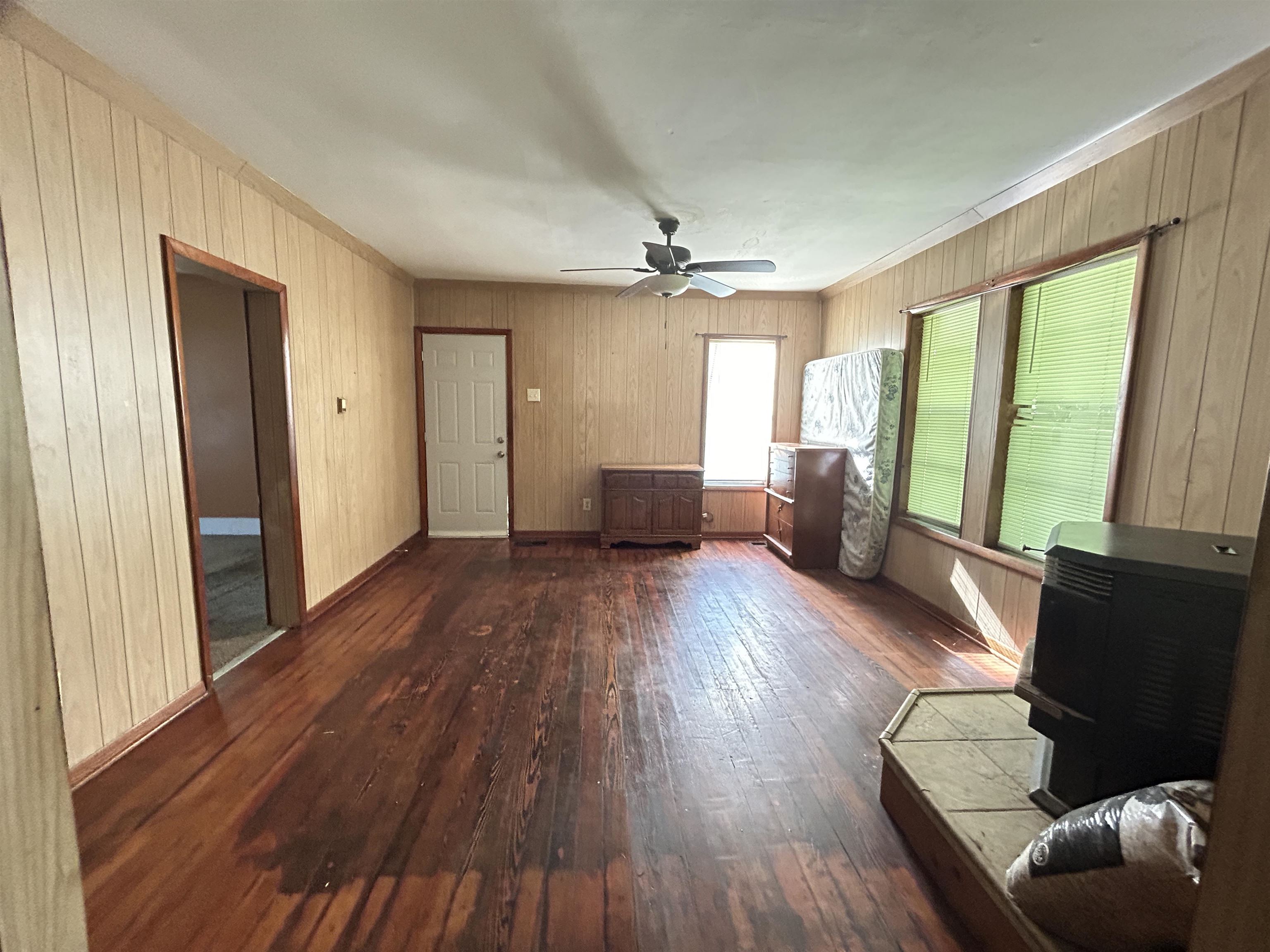 681  Ash Flat  Ash Flat, AR