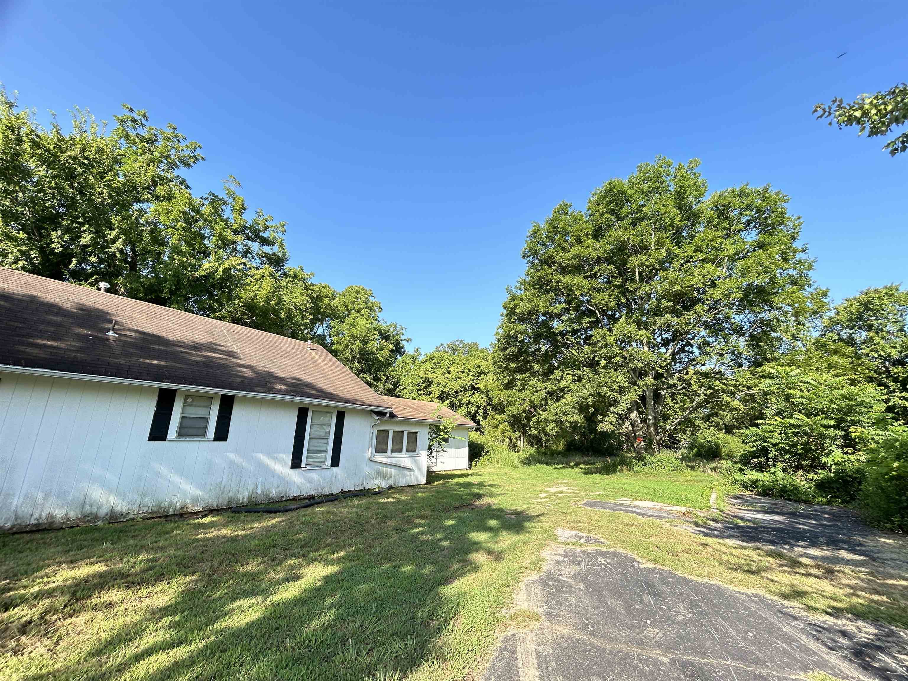 681  Ash Flat  Ash Flat, AR