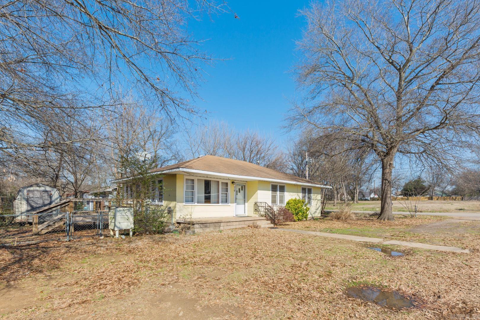 76 E 2nd Street  Waldron, AR
