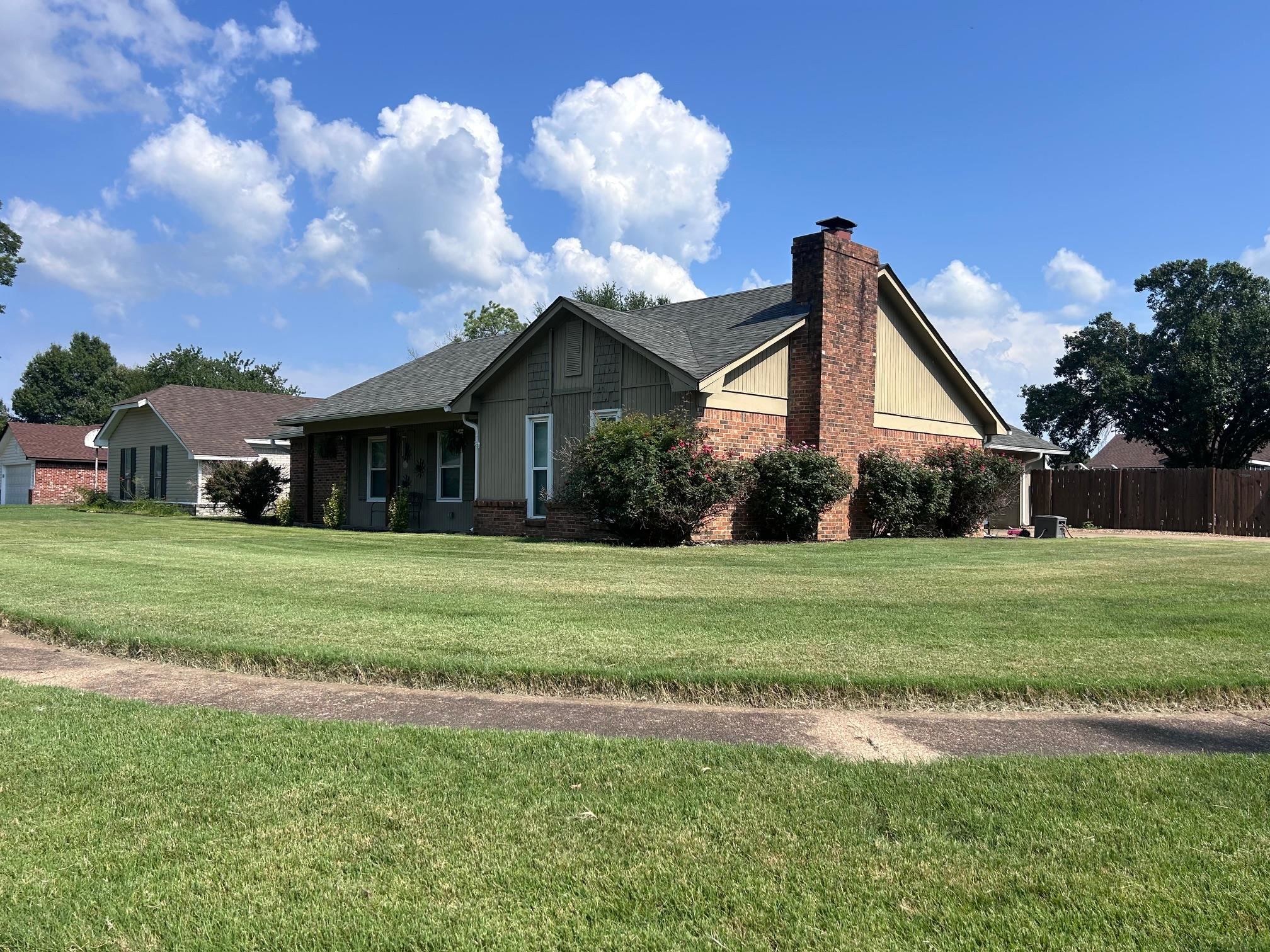 113 W Alicia  Osceola, AR