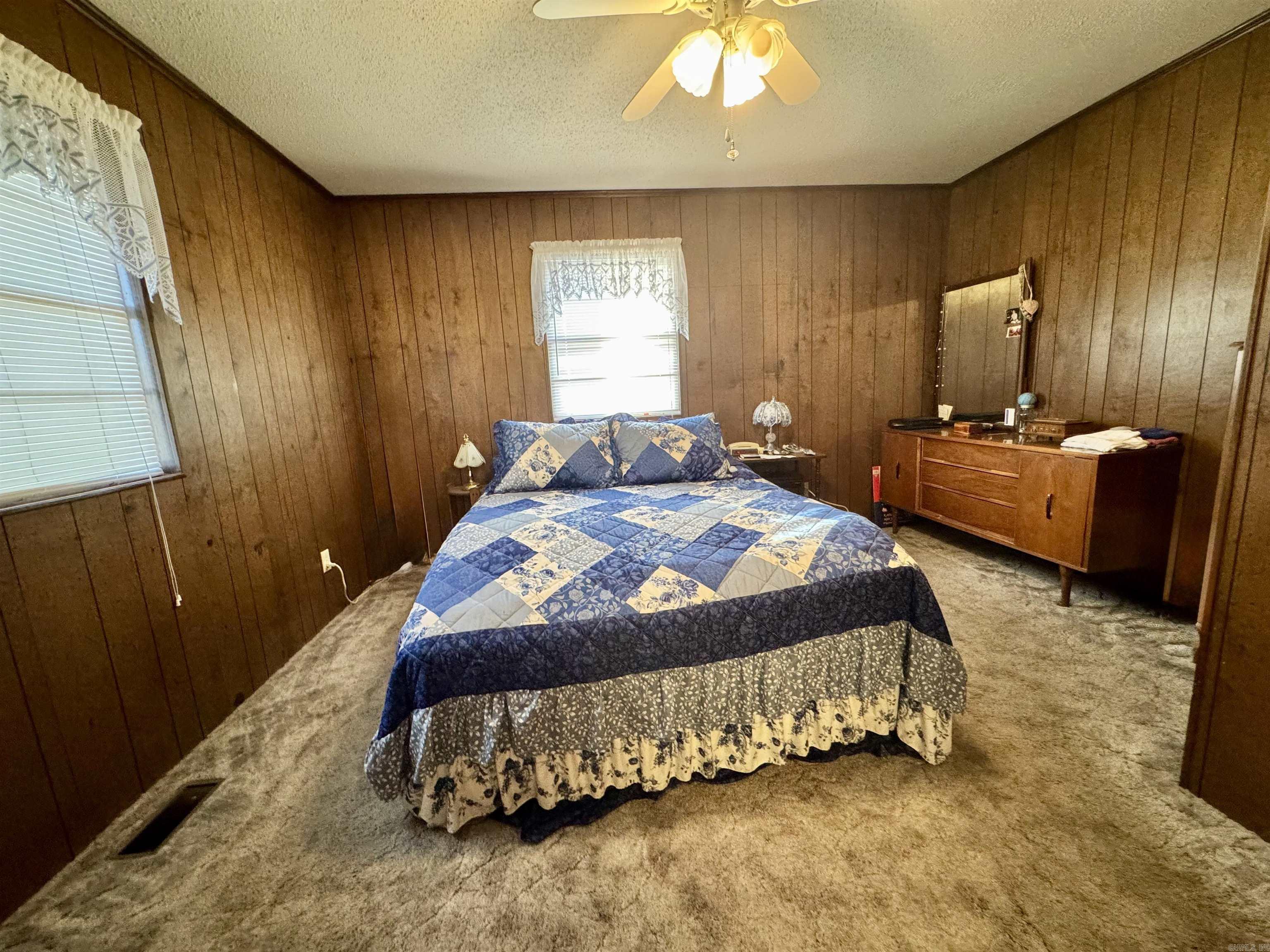 959  Twin Points Rd  Hot Springs, AR