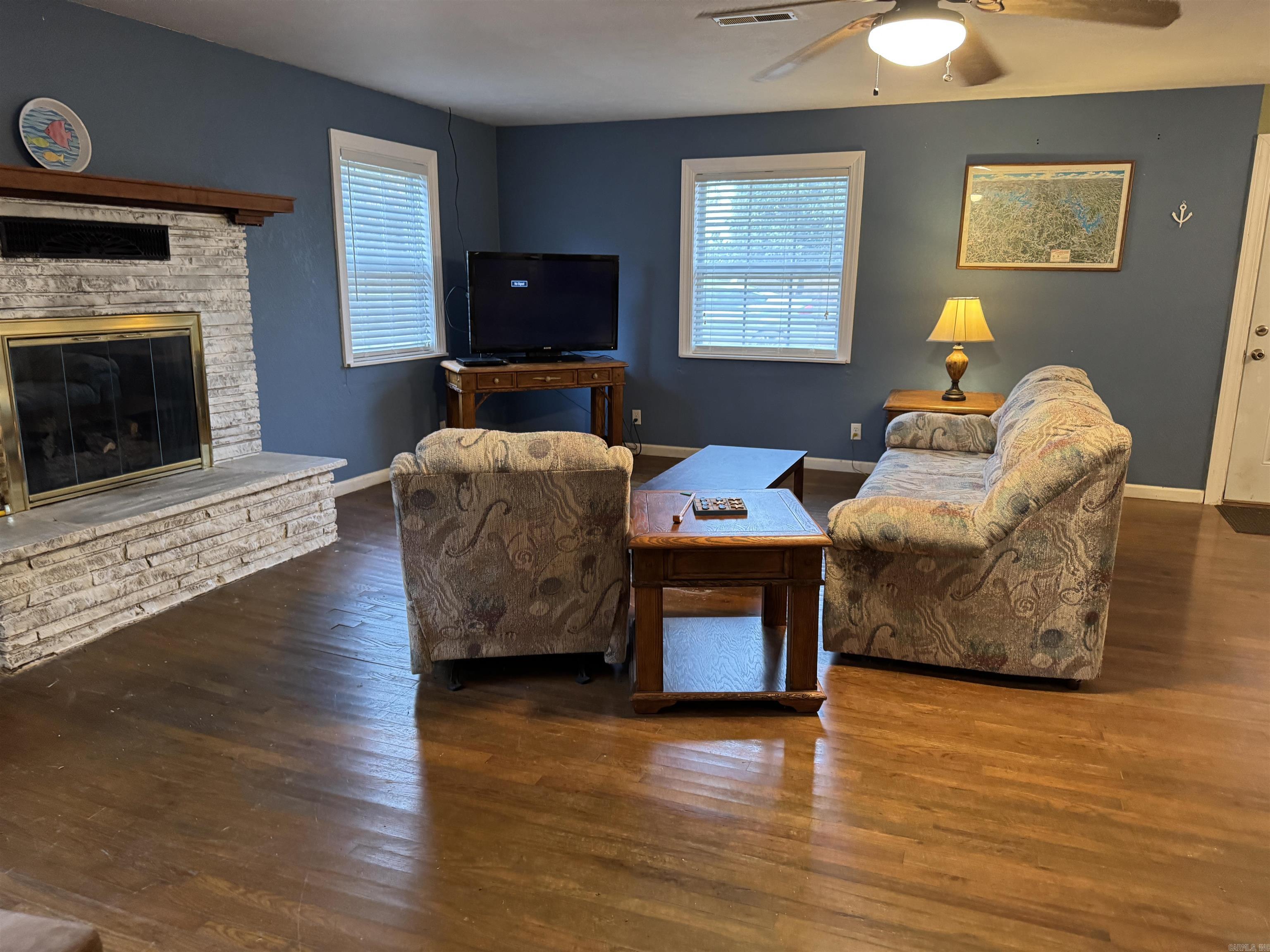 20725  Horseshoe Bend RD  Lead Hill, AR