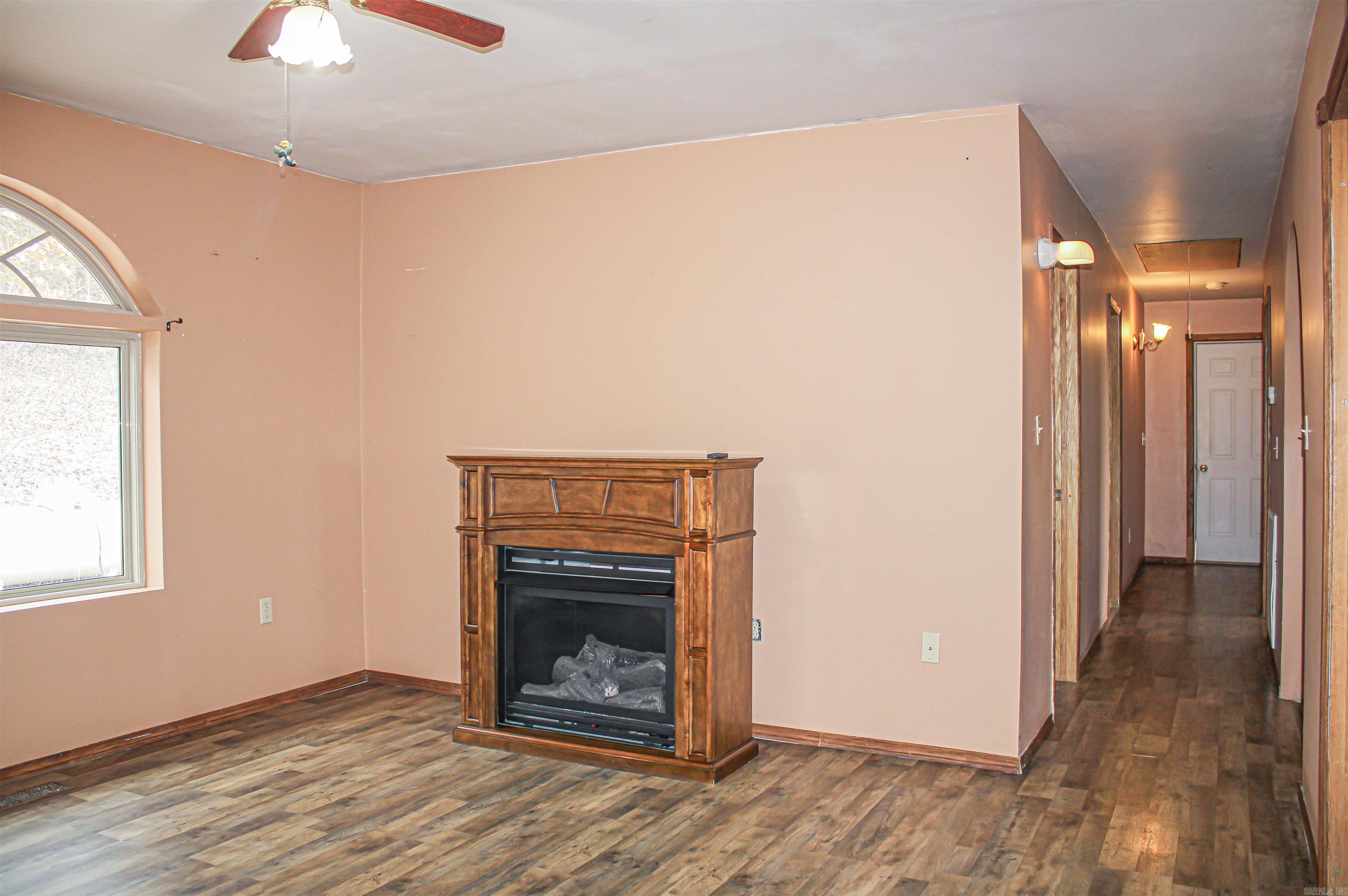 259  MC 3063  Yellville, AR