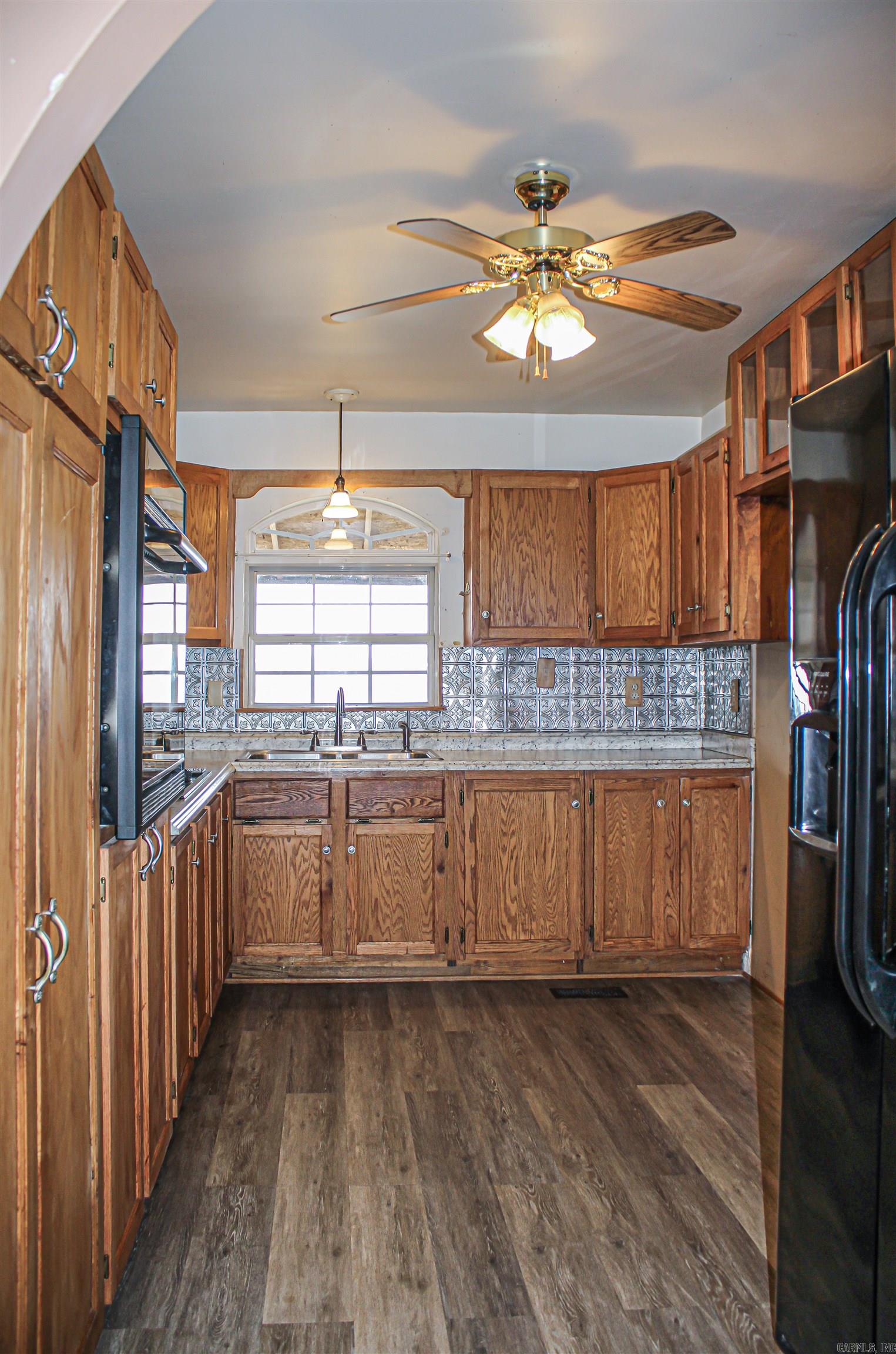 259  MC 3063  Yellville, AR