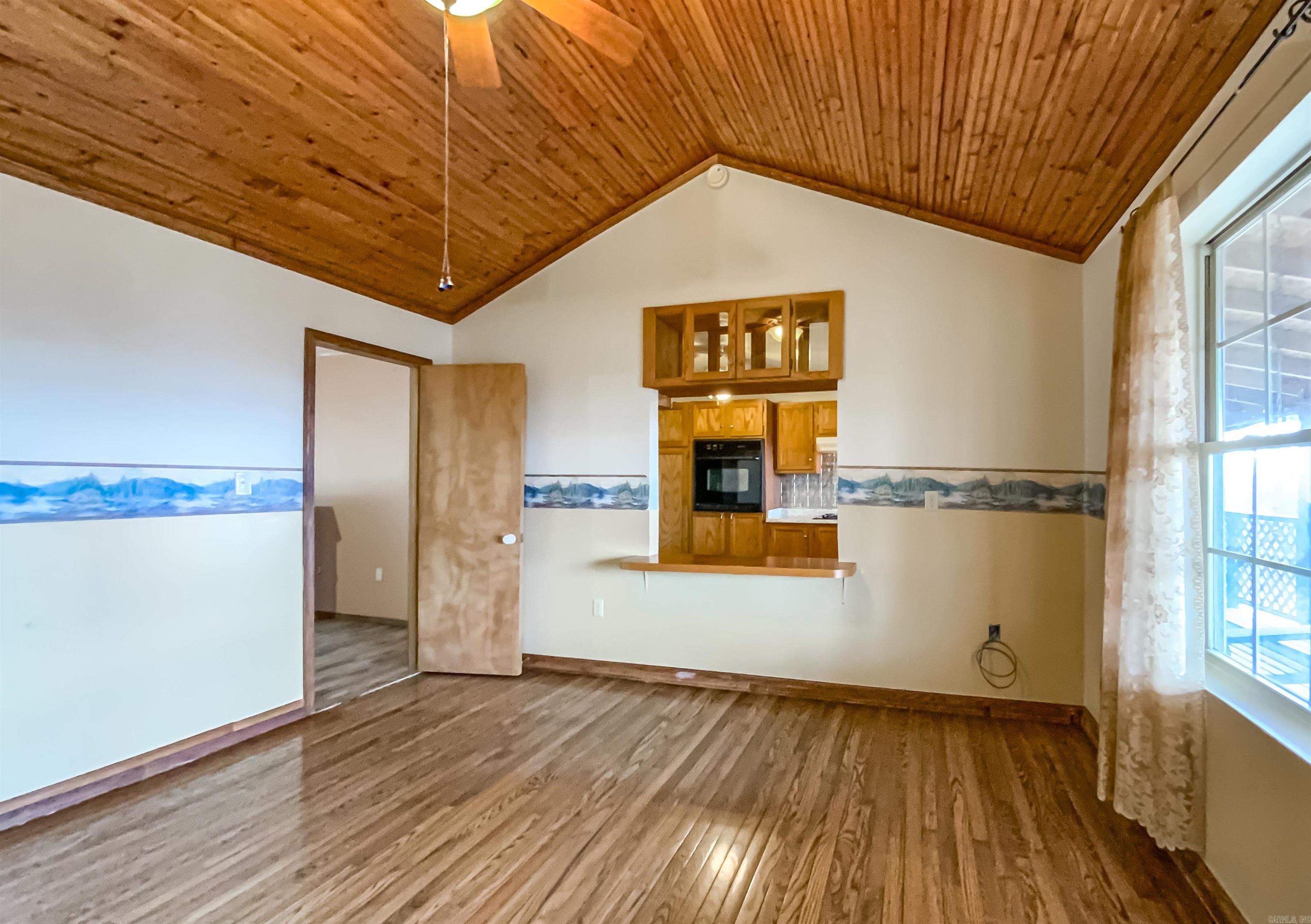 259  MC 3063  Yellville, AR