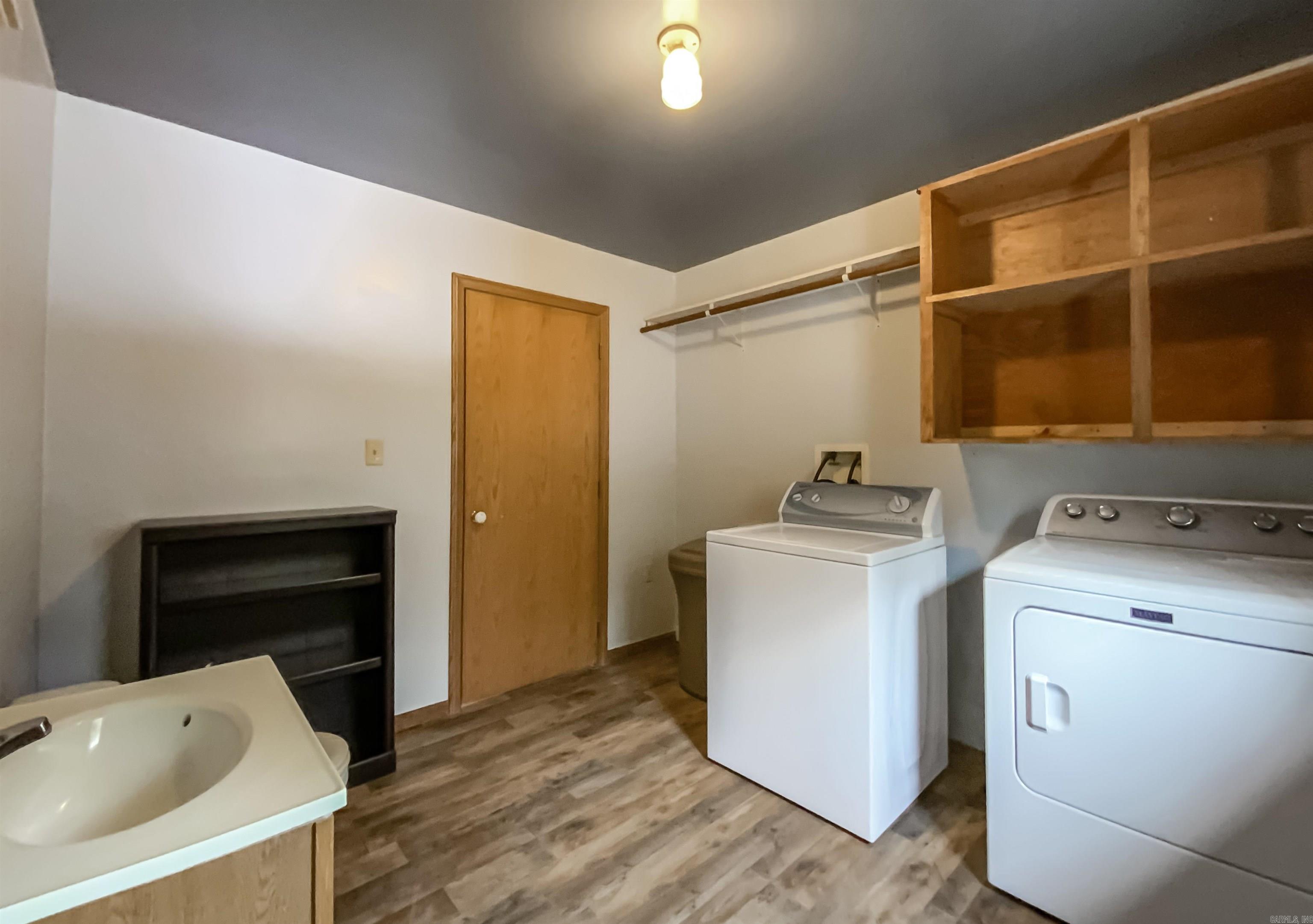 259  MC 3063  Yellville, AR