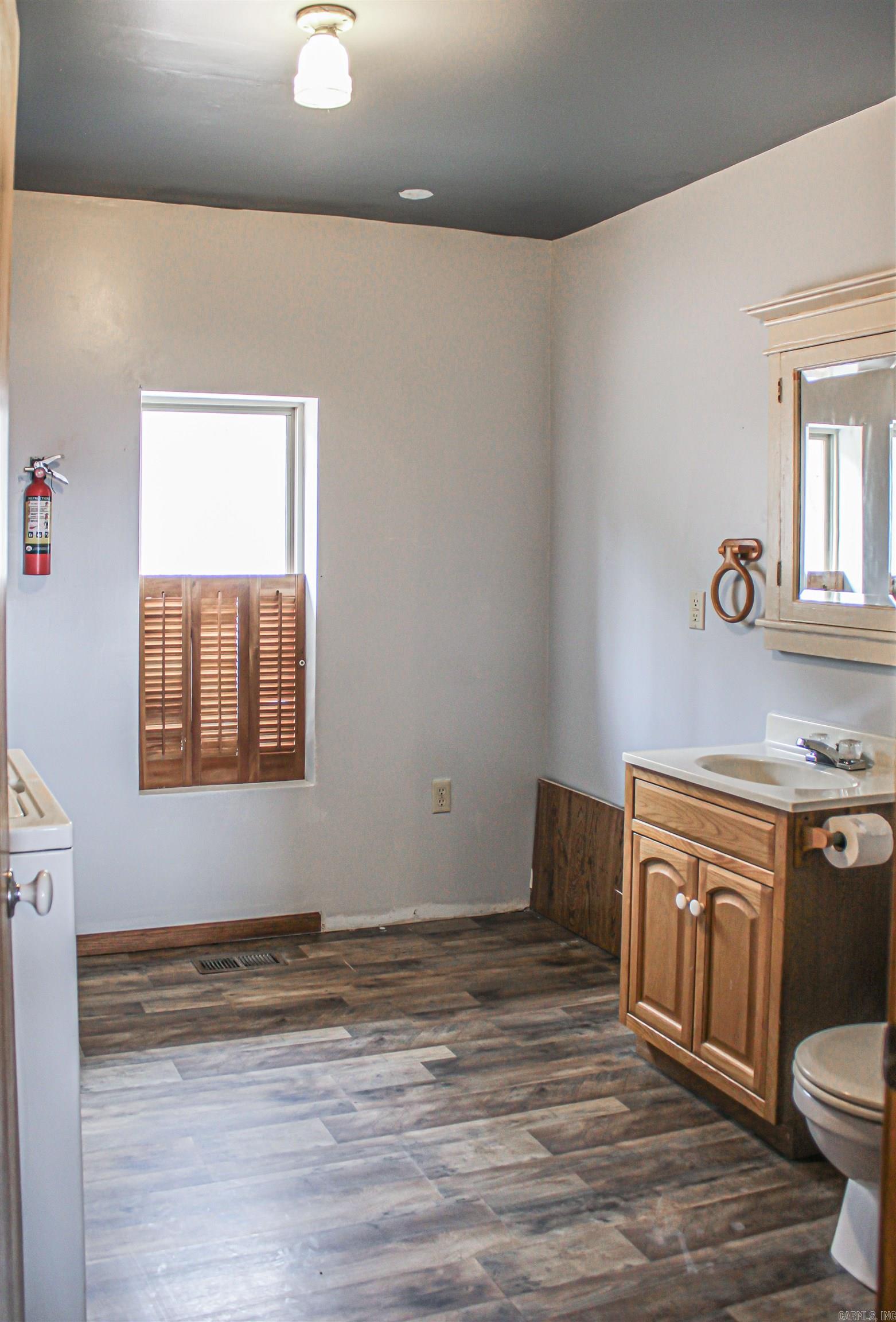 259  MC 3063  Yellville, AR