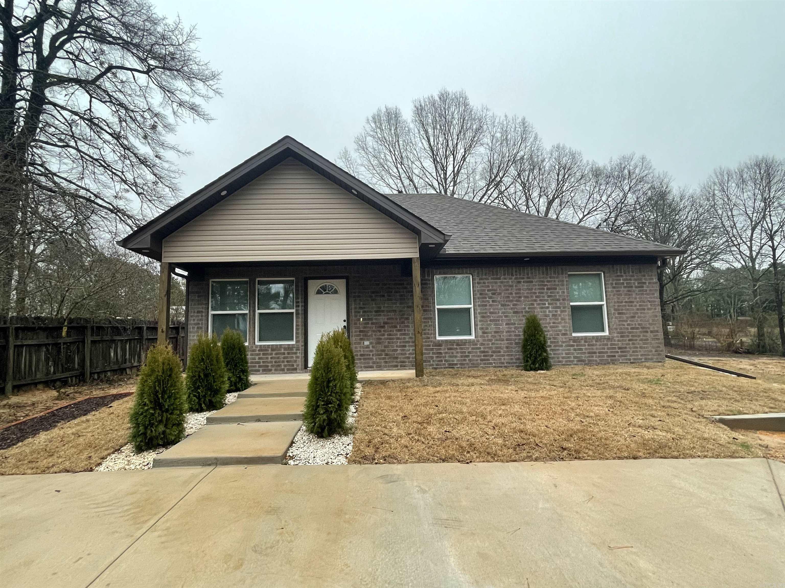 21214  Rich  Little Rock, AR