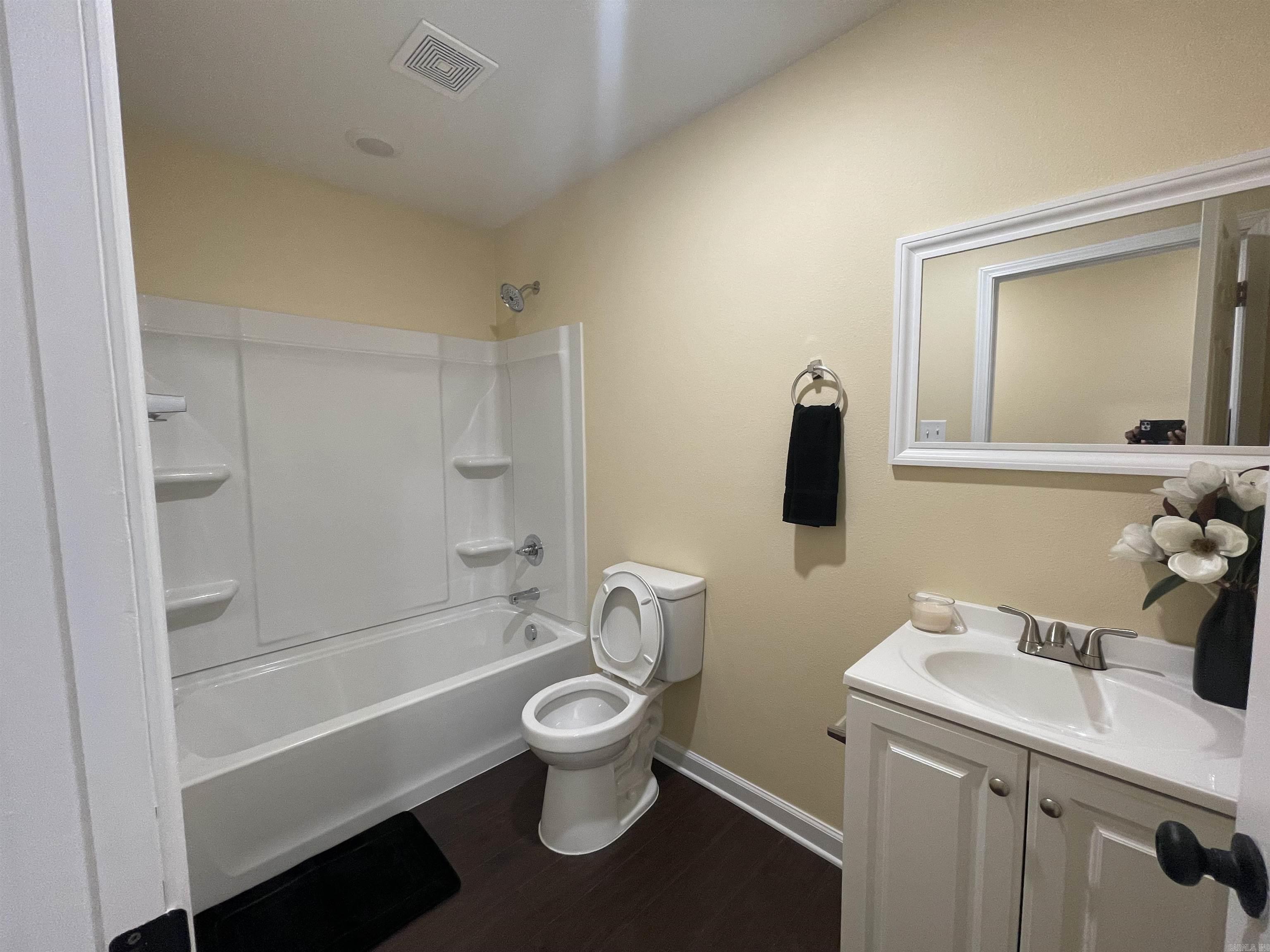 21214  Rich  Little Rock, AR