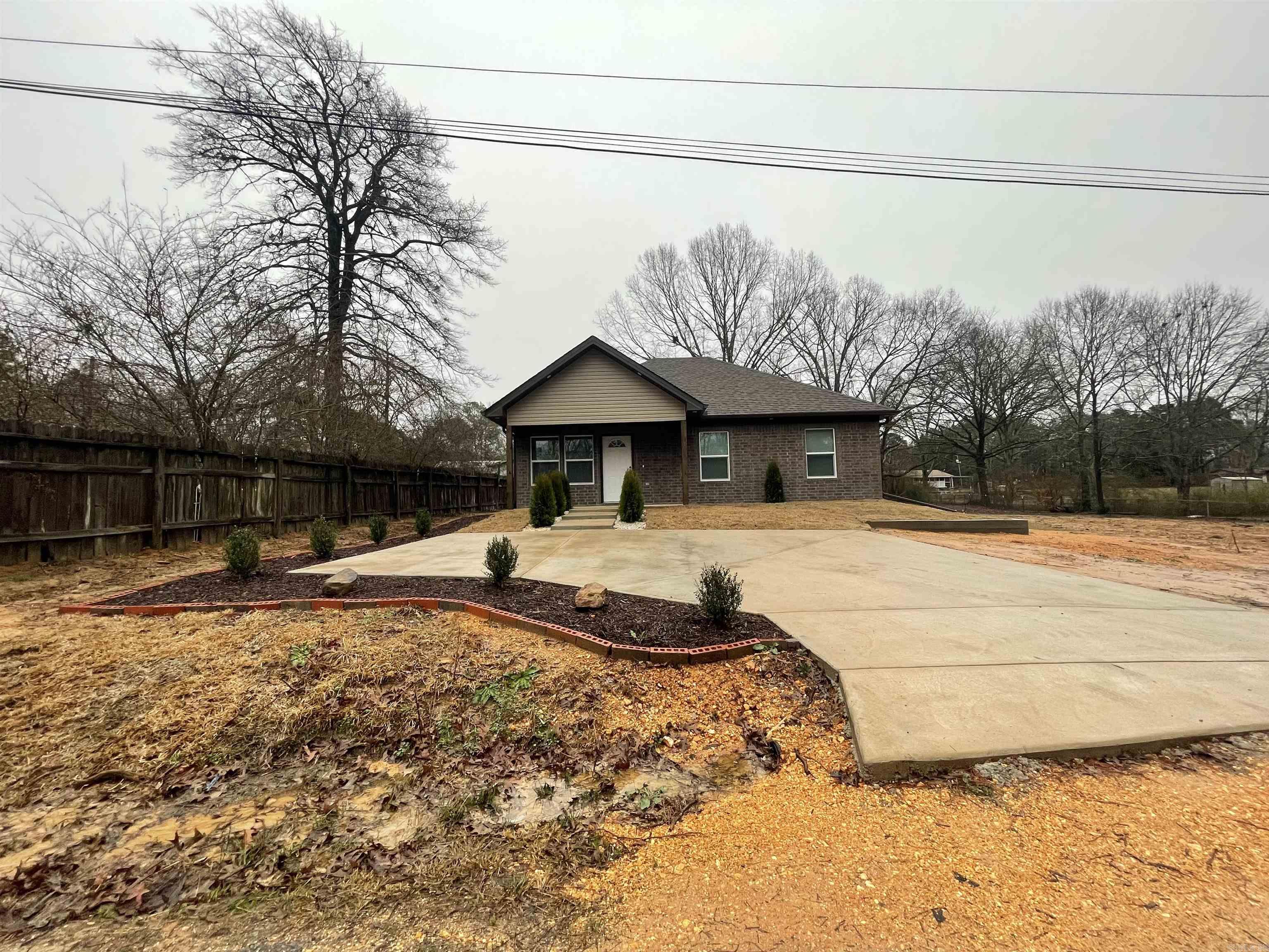 21214  Rich  Little Rock, AR