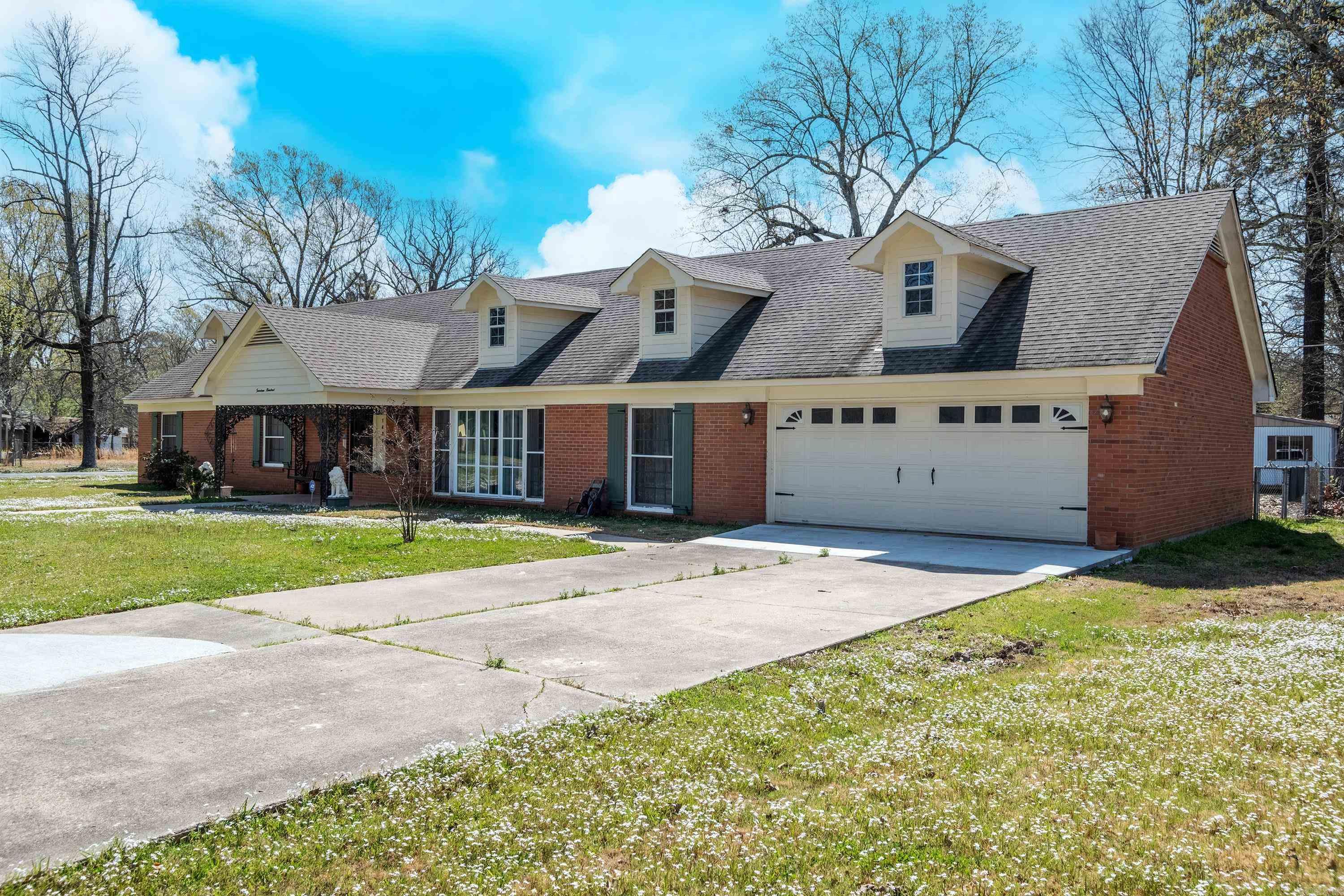 1400 W 33rd  Pine Bluff, AR