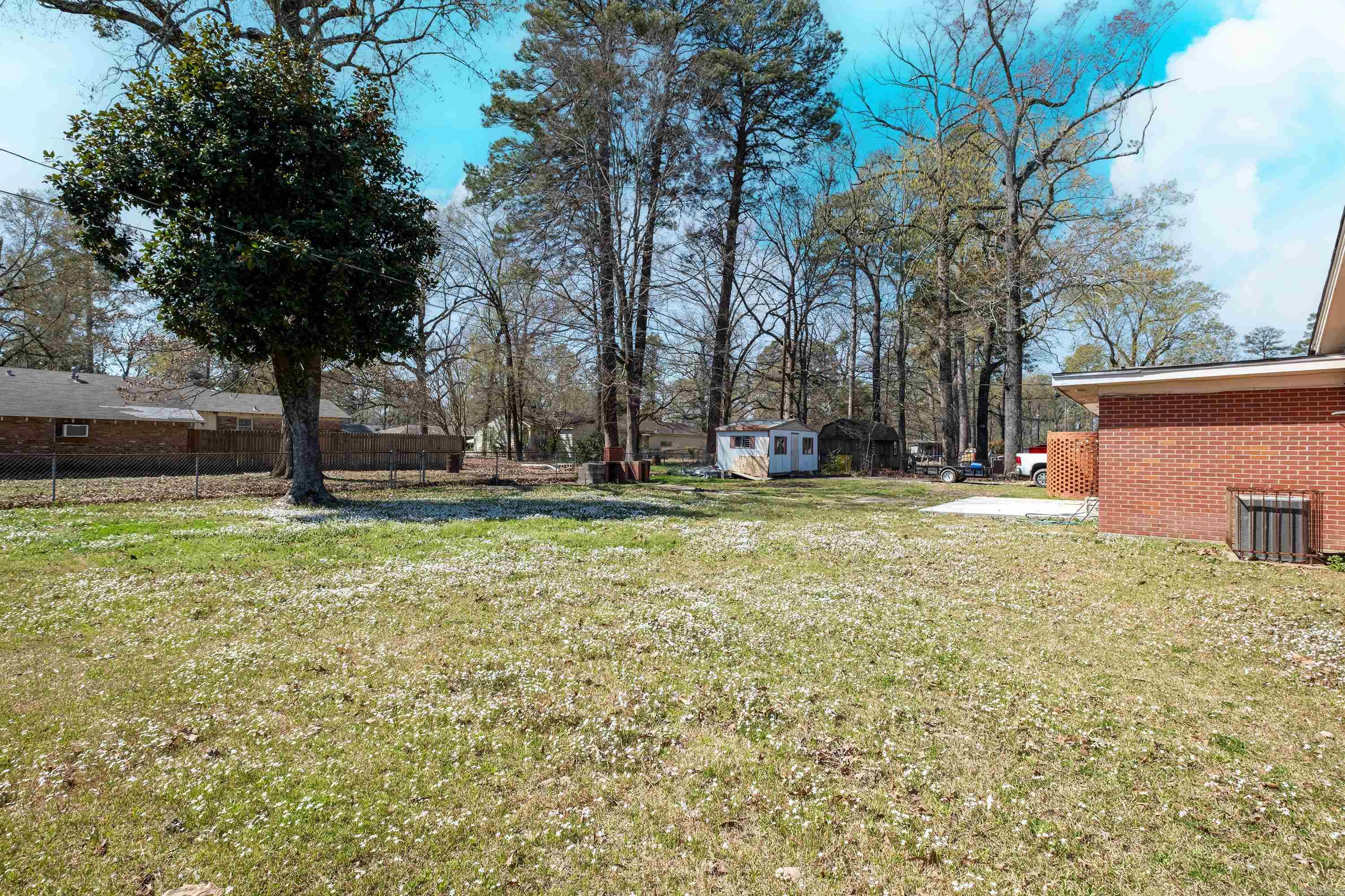 1400 W 33rd  Pine Bluff, AR
