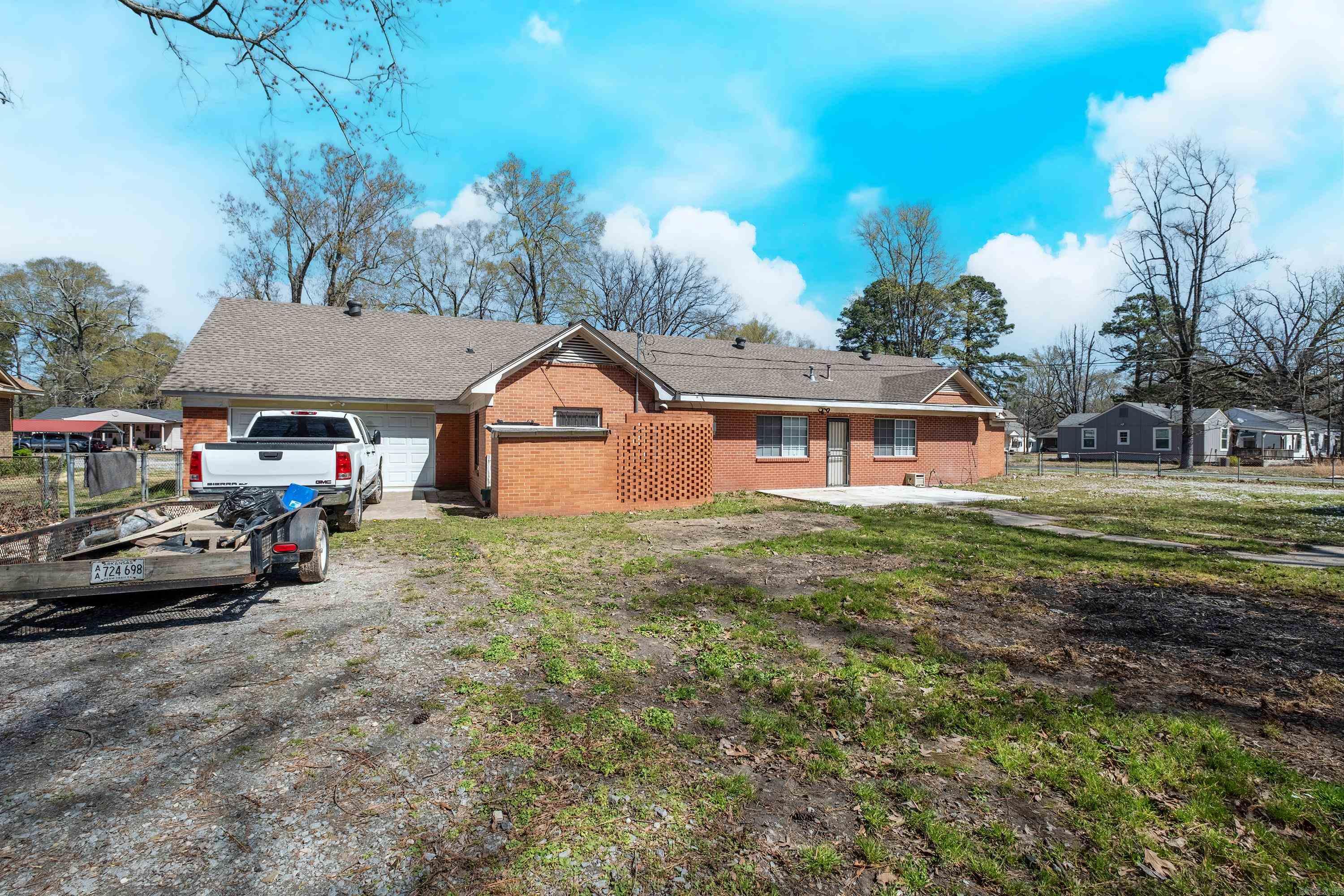1400 W 33rd  Pine Bluff, AR