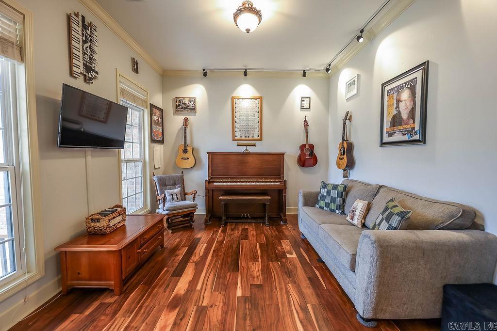 420 Augusta Dr