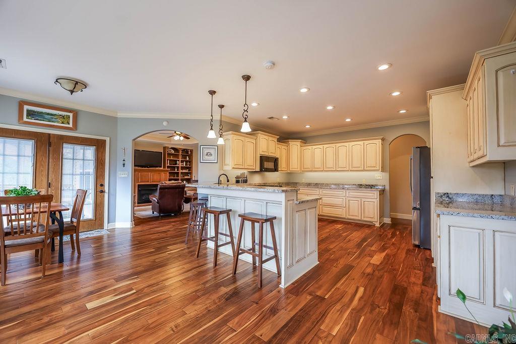 420 Augusta Dr