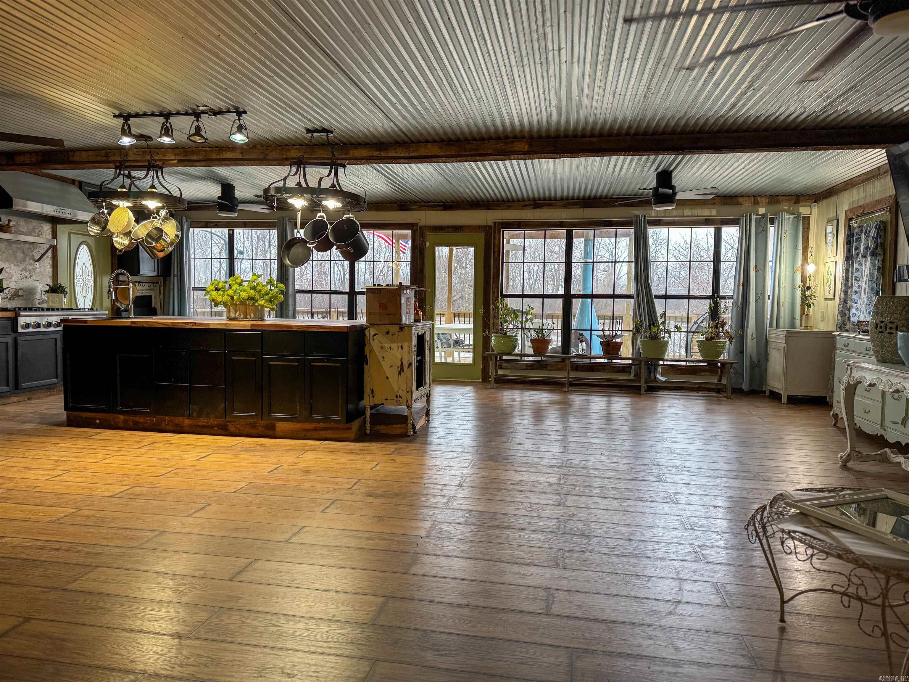 469  Woodruff 191  Augusta, AR