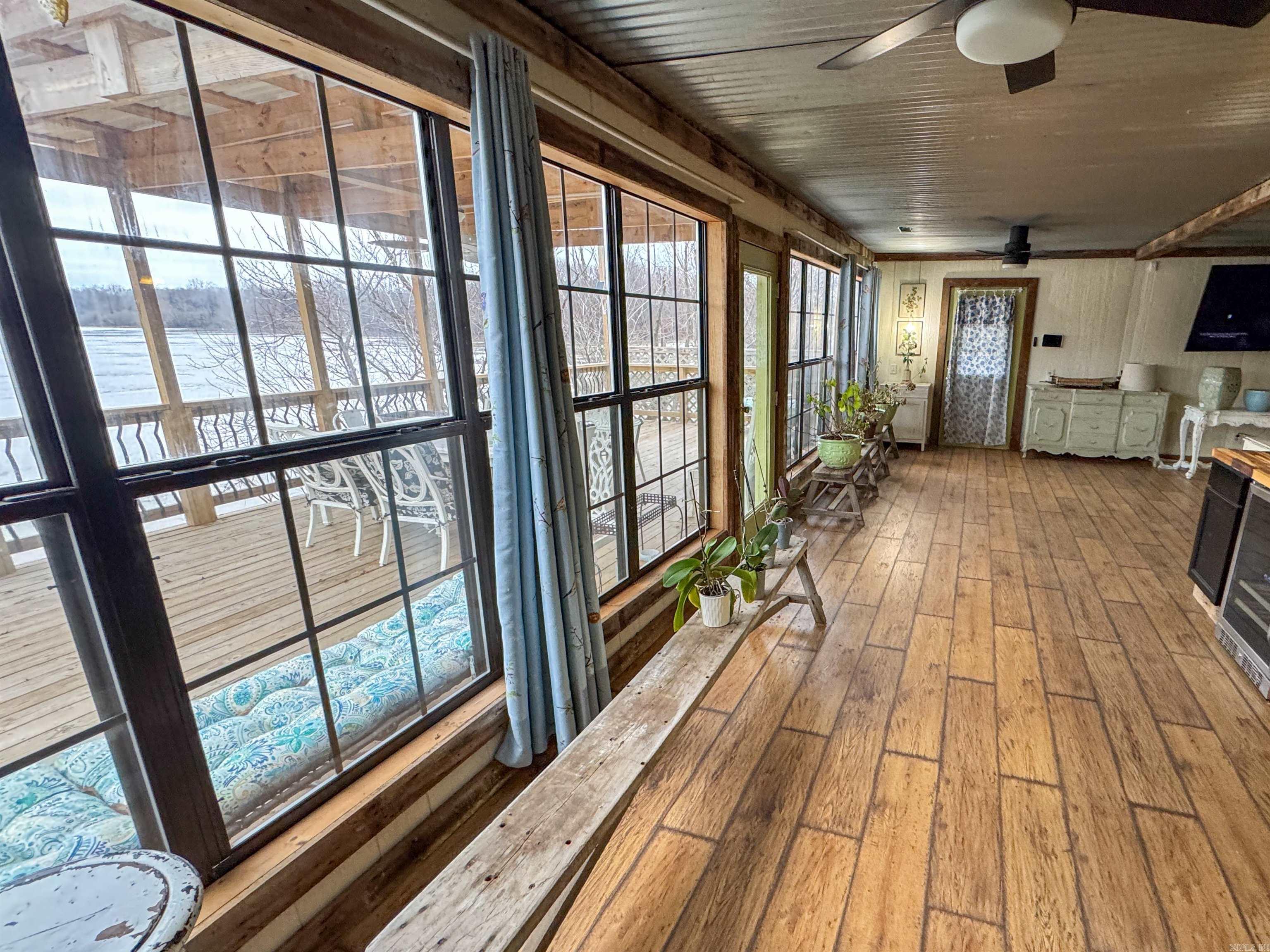 469  Woodruff 191  Augusta, AR