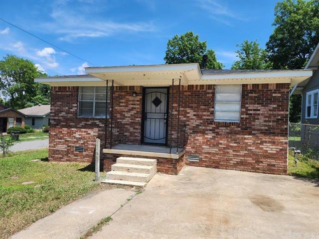 1501  Bishop Warren  Little Rock, AR