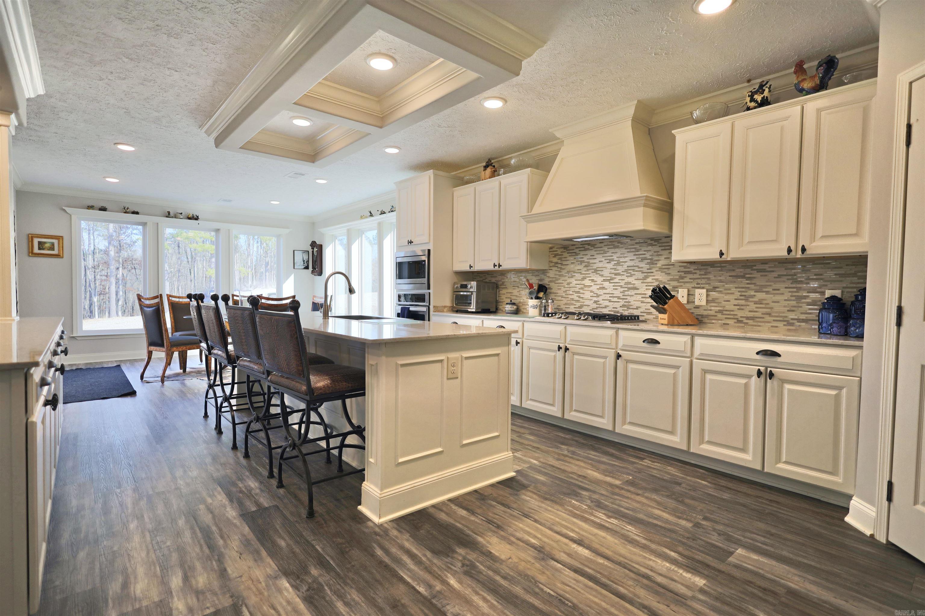 587  Owley  Mount Ida, AR