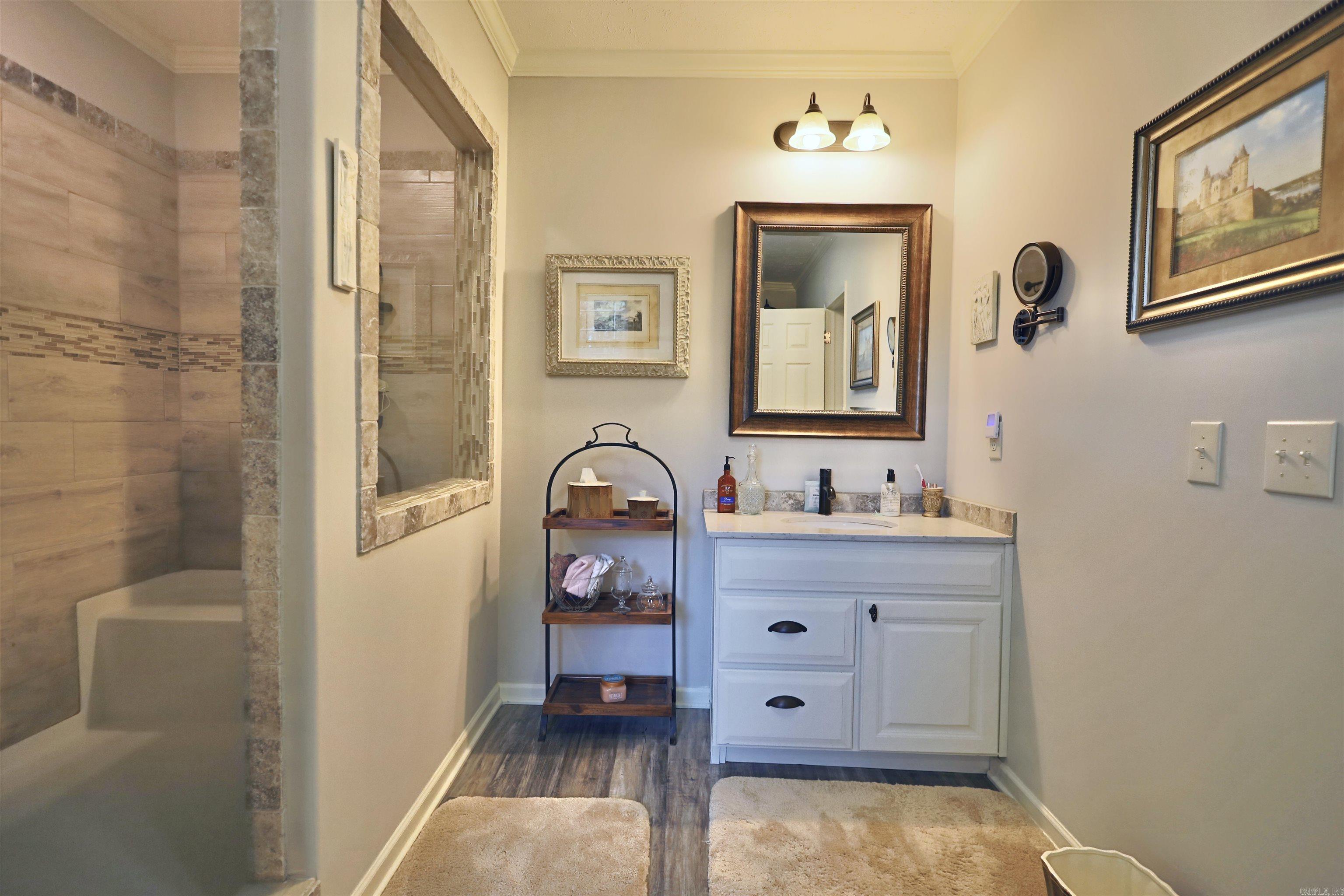 587  Owley  Mount Ida, AR