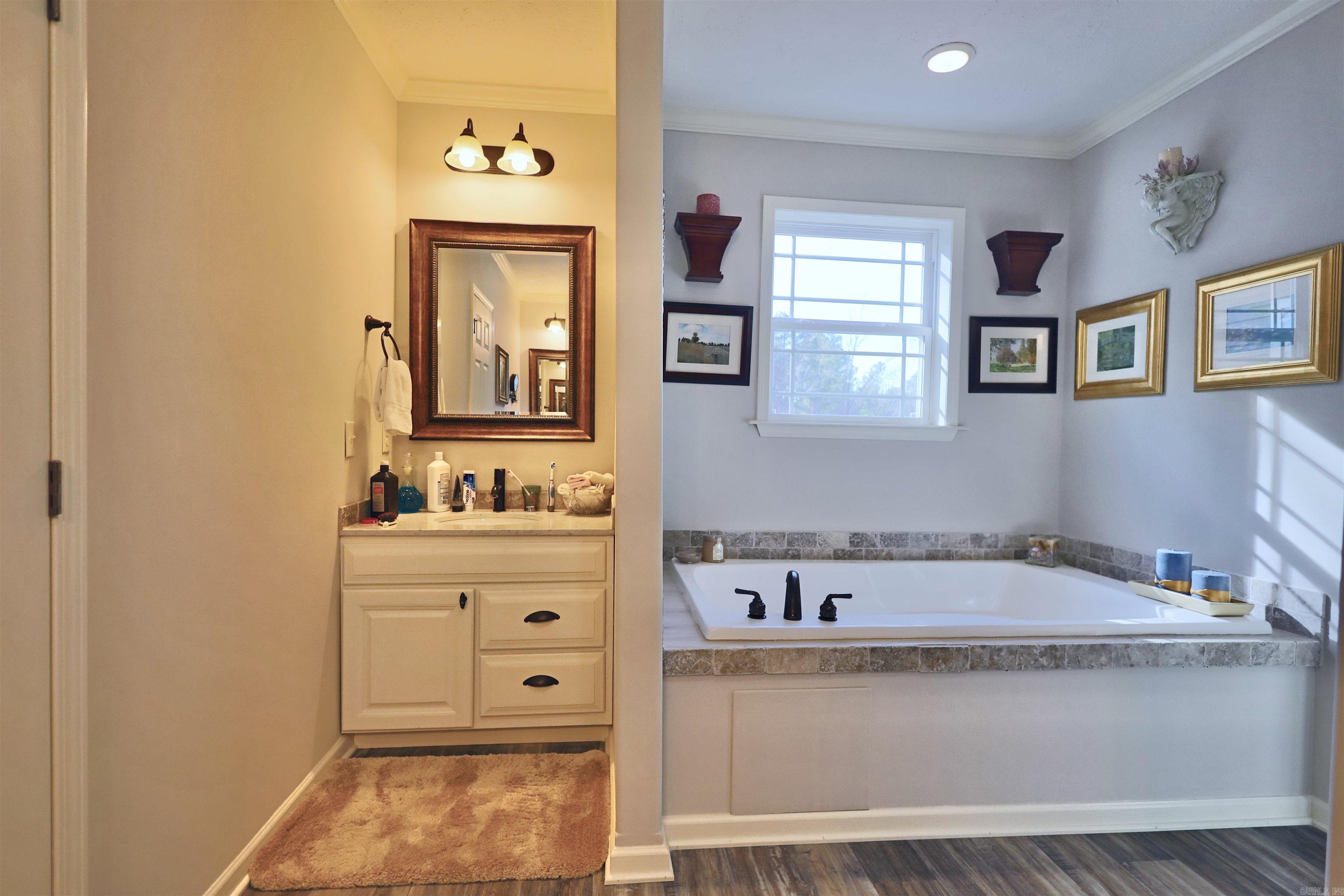 587  Owley  Mount Ida, AR