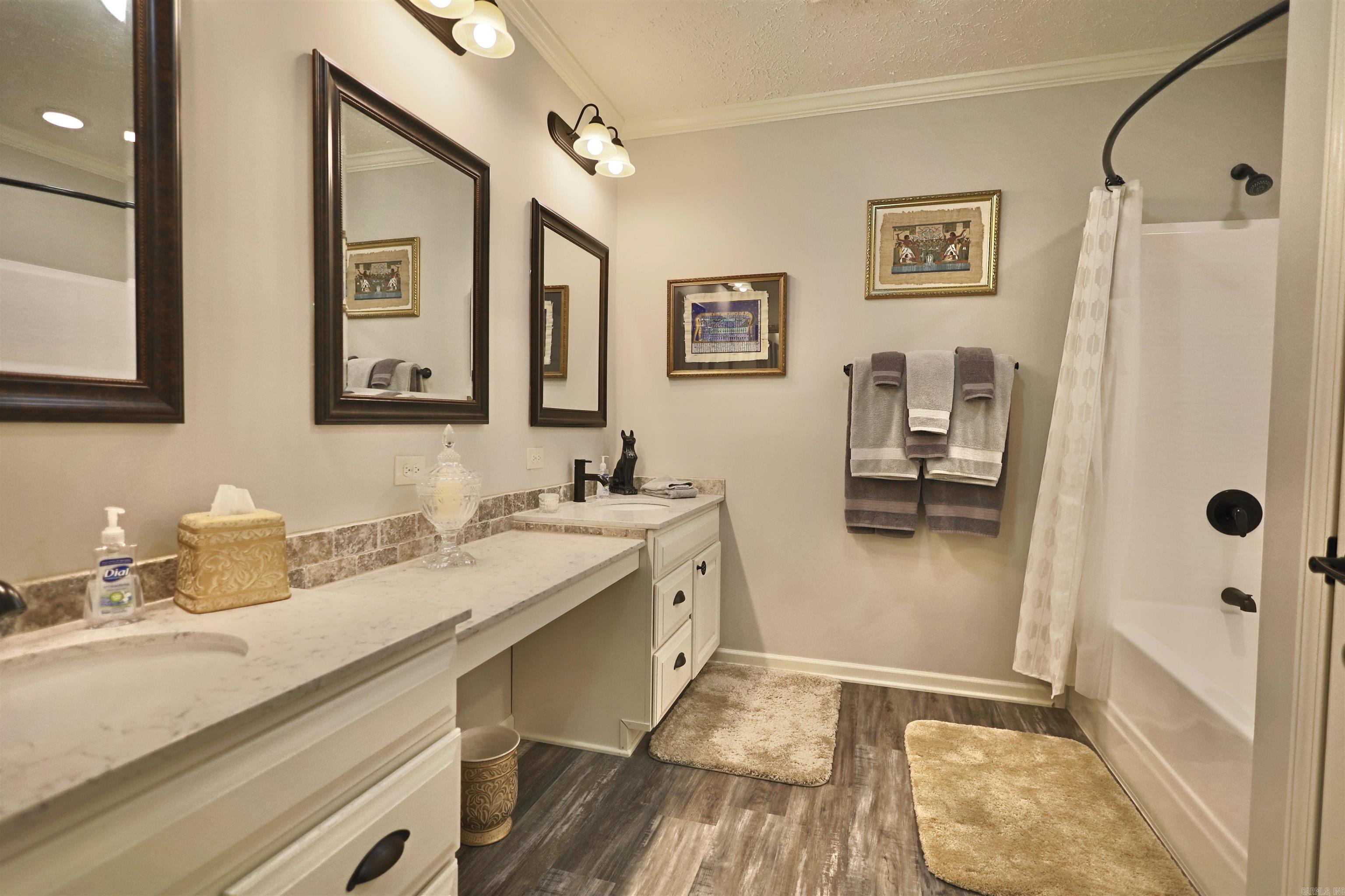 587  Owley  Mount Ida, AR