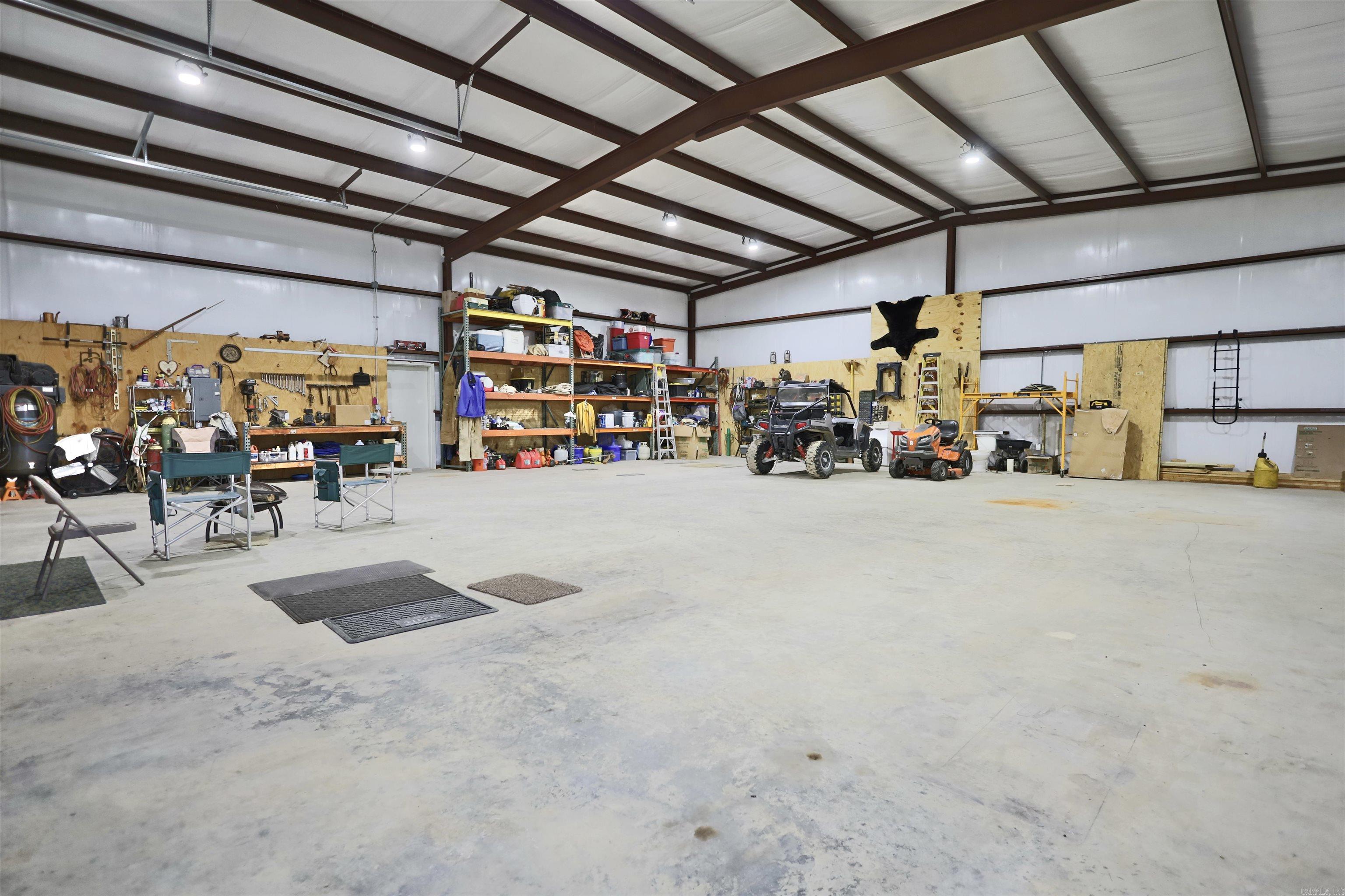 587  Owley  Mount Ida, AR