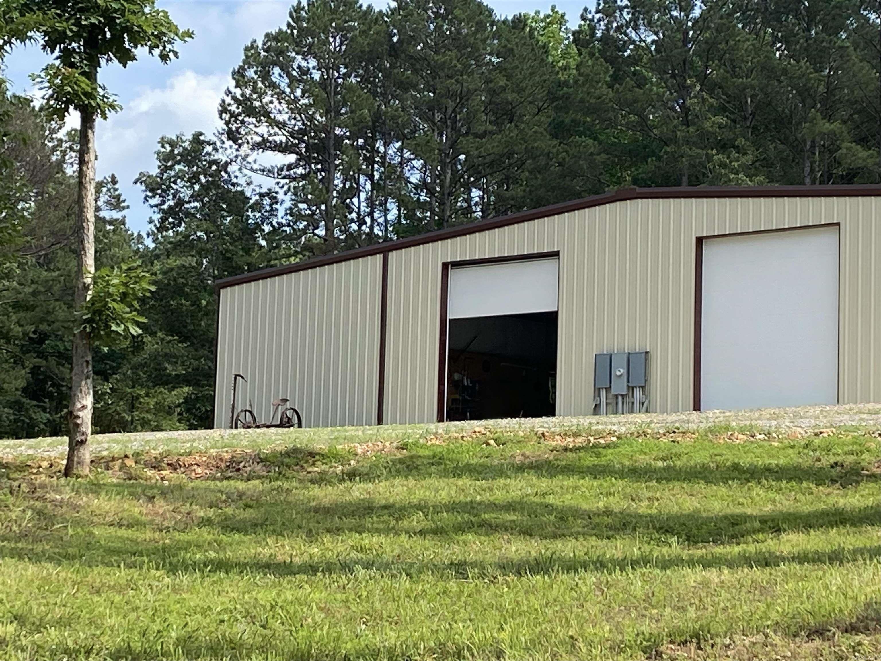 587  Owley  Mount Ida, AR
