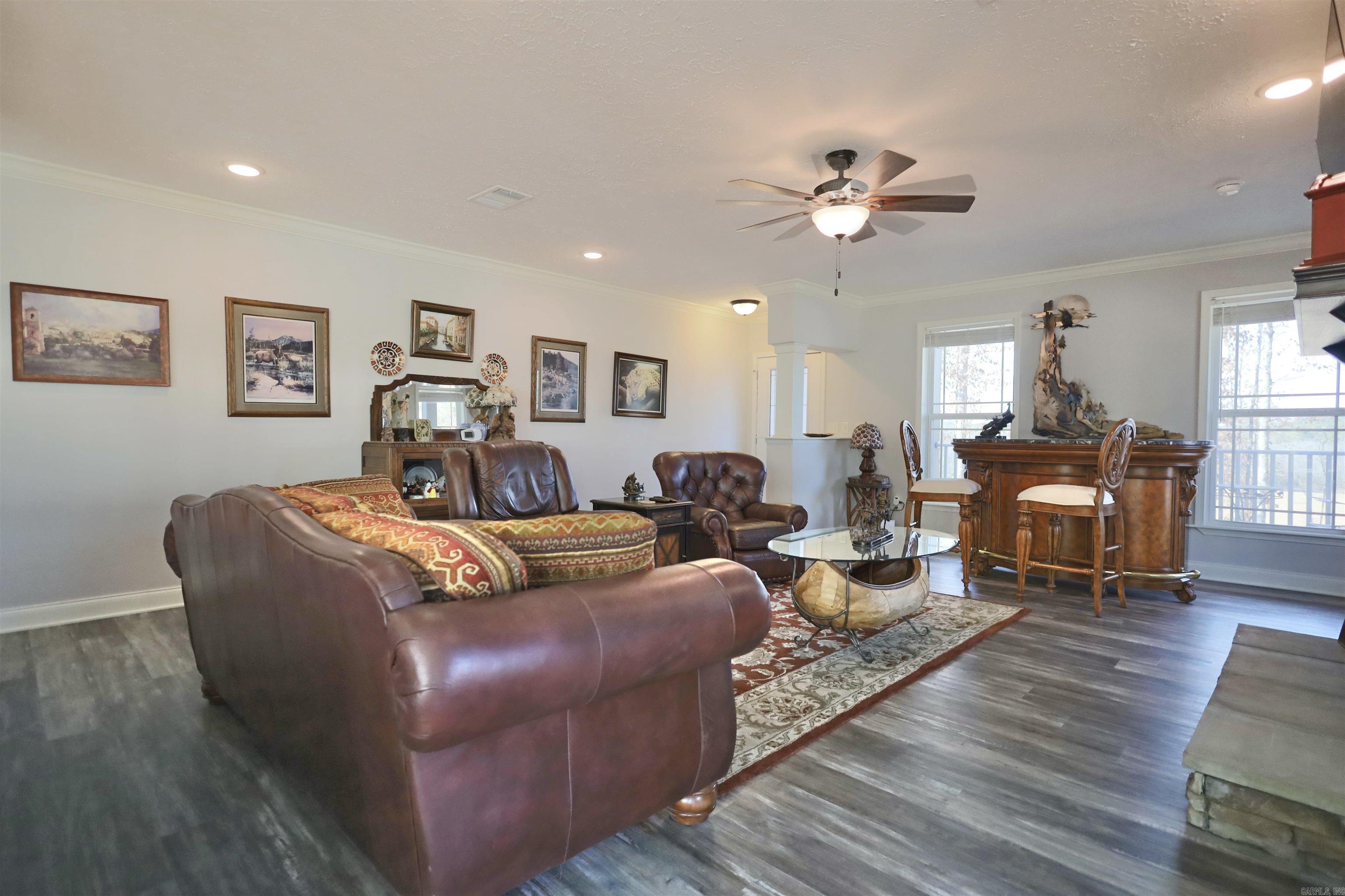 587  Owley  Mount Ida, AR