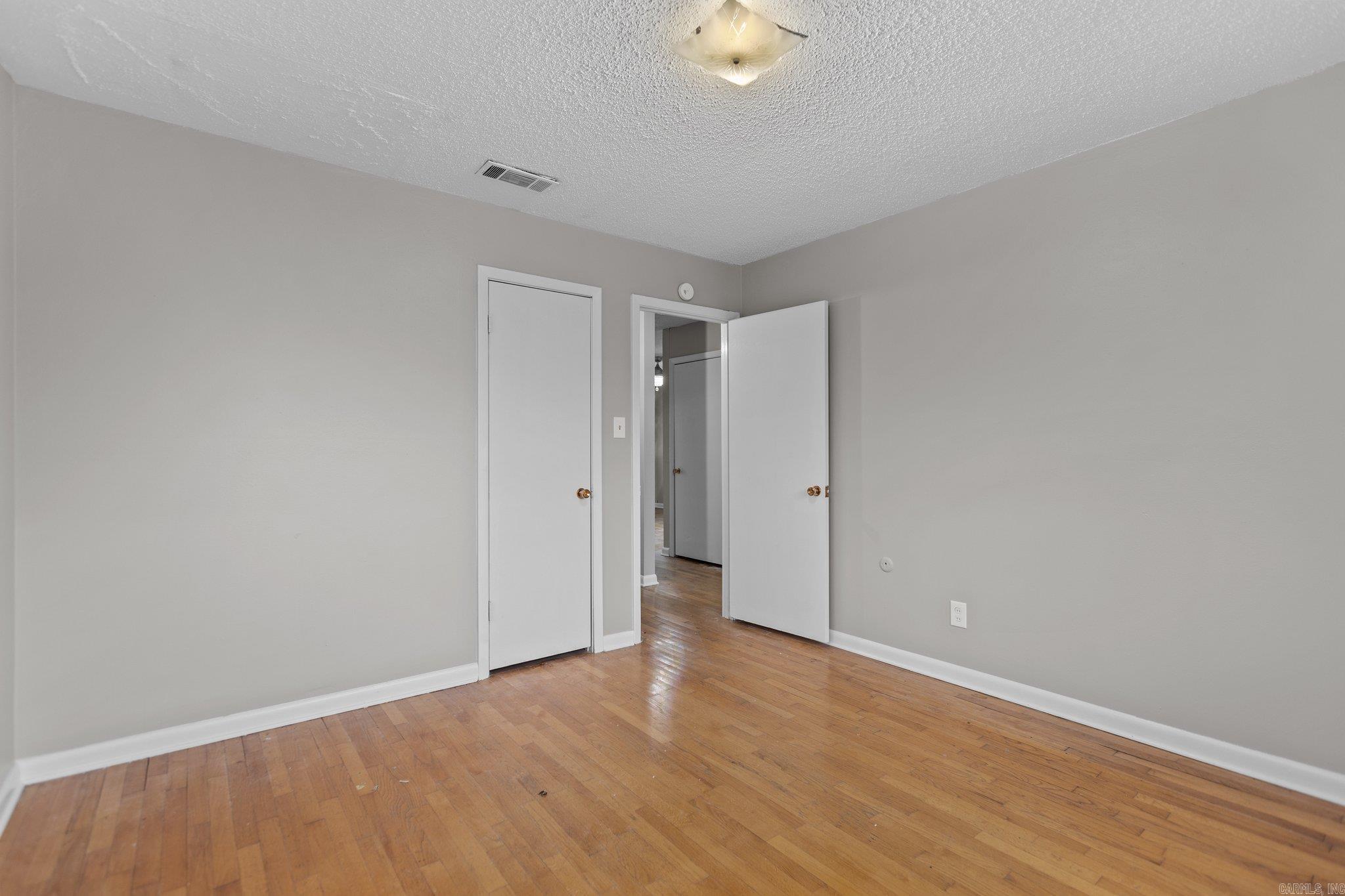 7305  Kentucky  Little Rock, AR