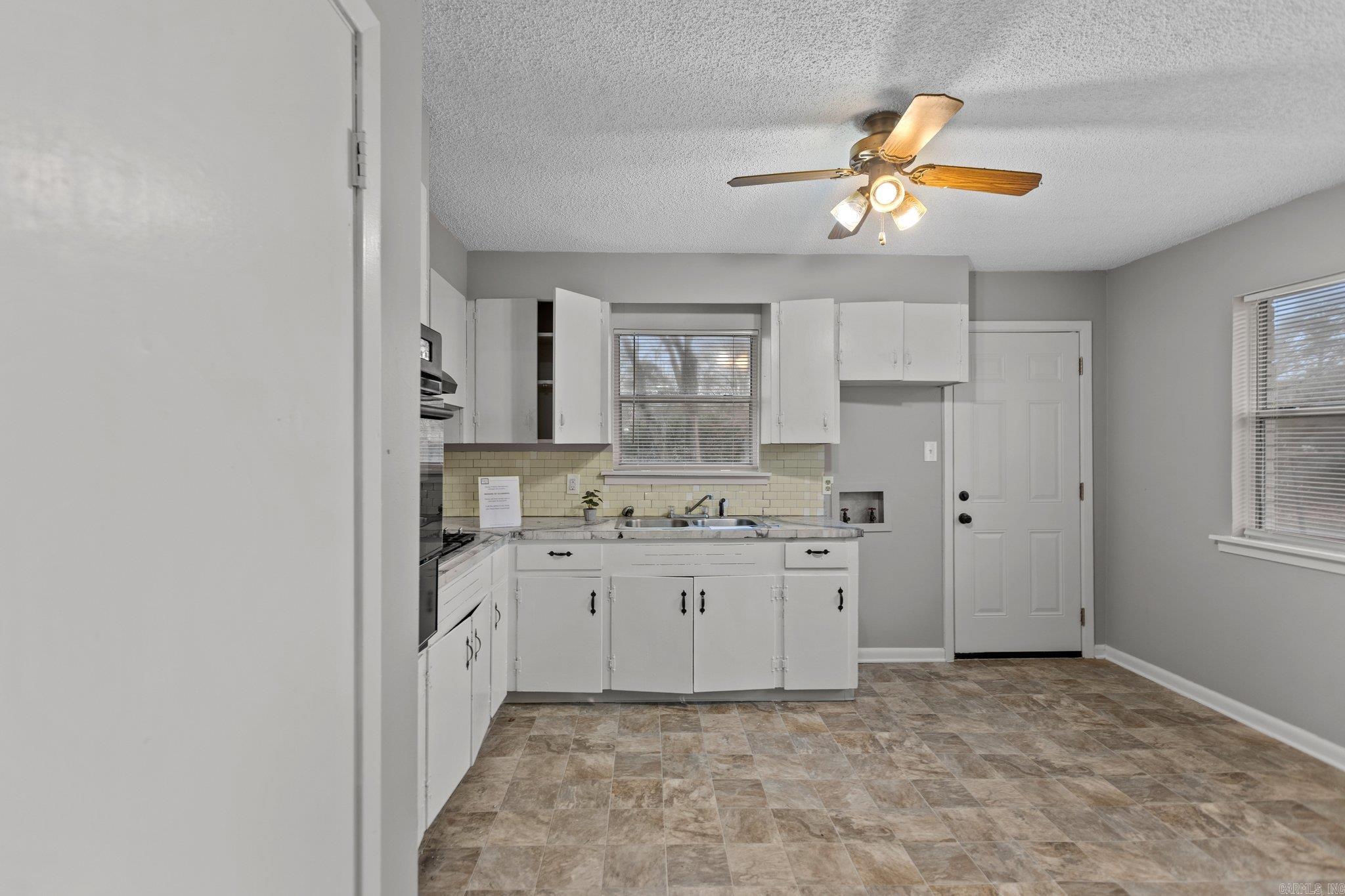 7305  Kentucky  Little Rock, AR