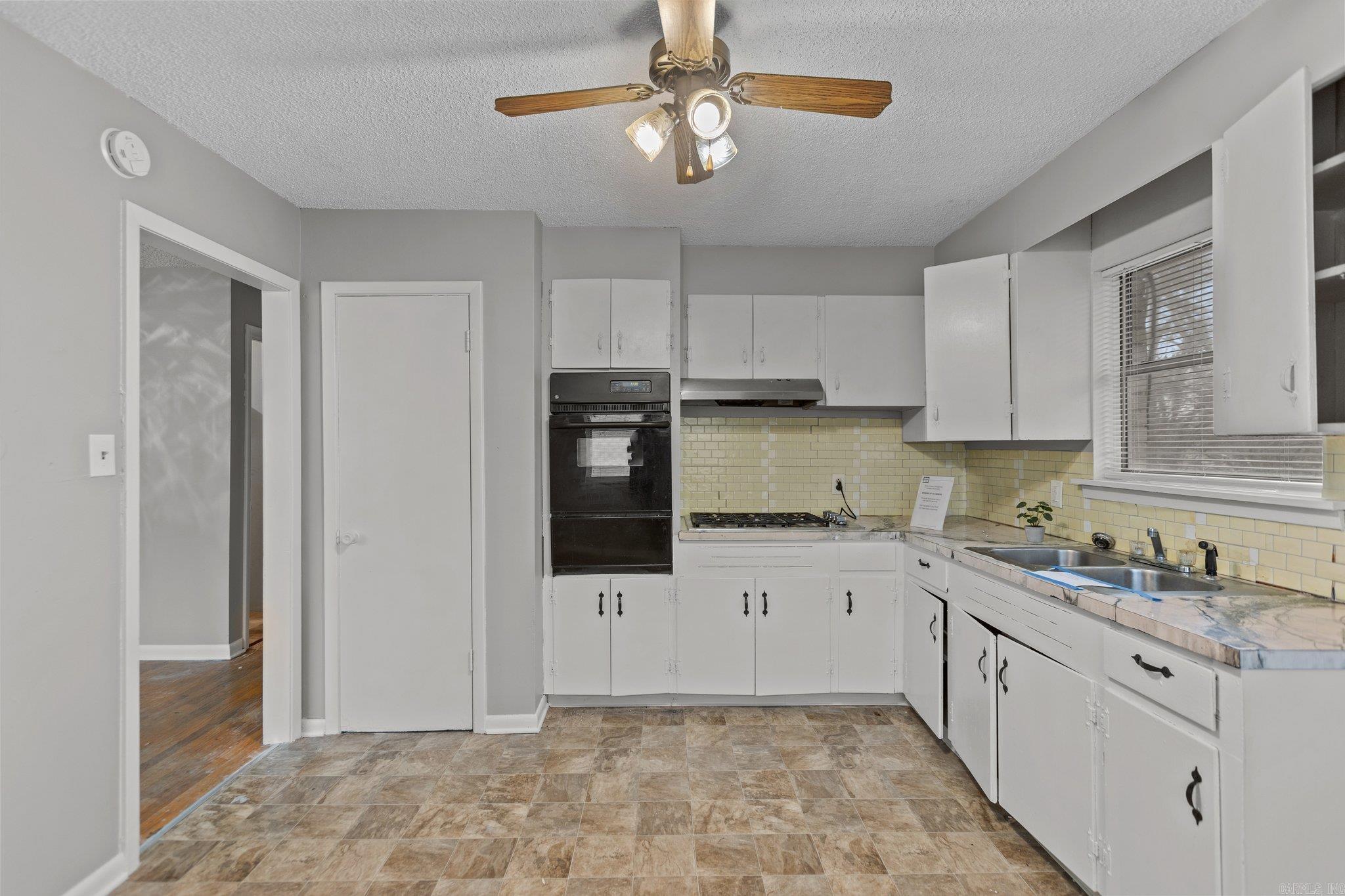 7305  Kentucky  Little Rock, AR
