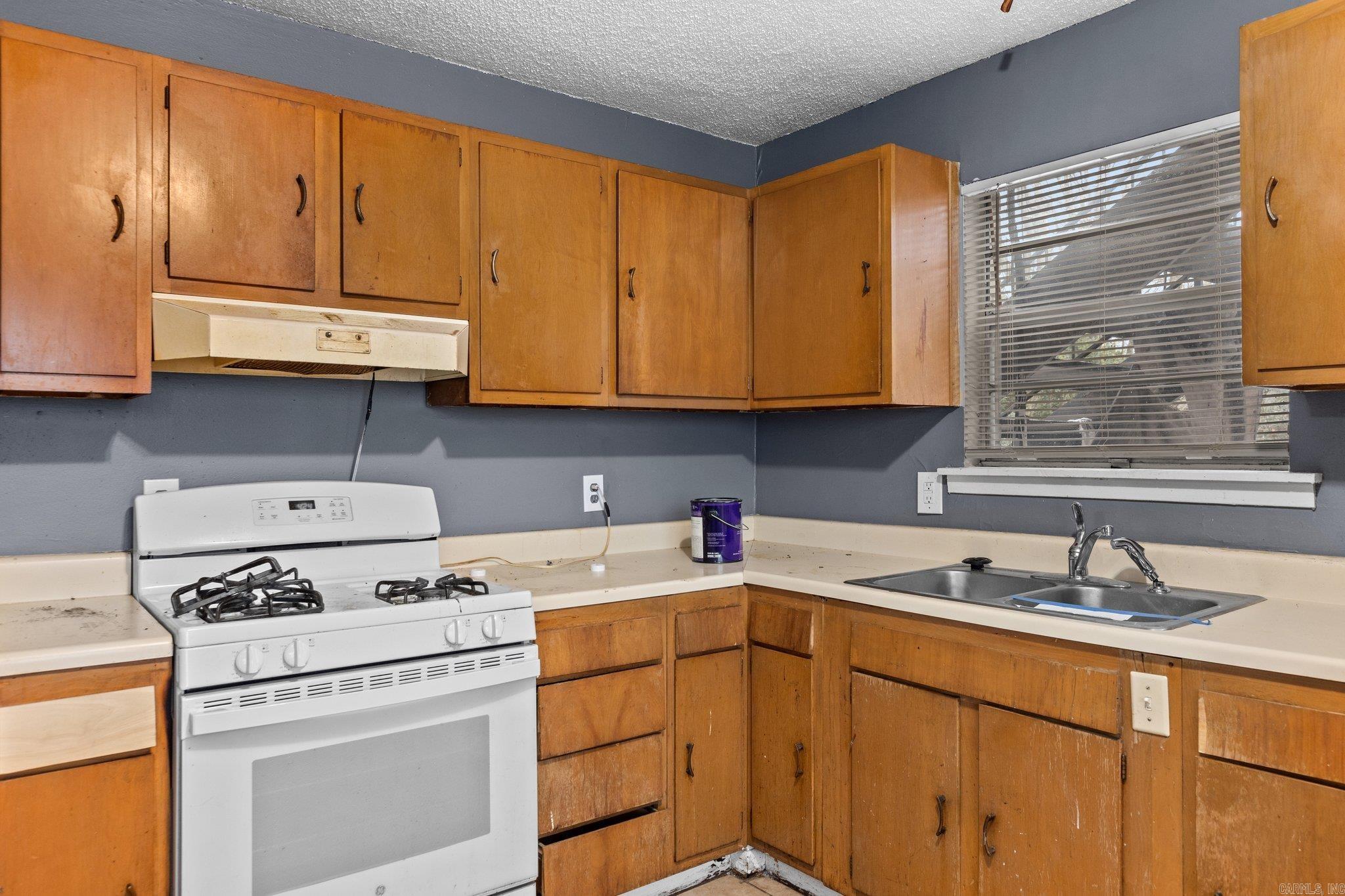 7305  Kentucky  Little Rock, AR