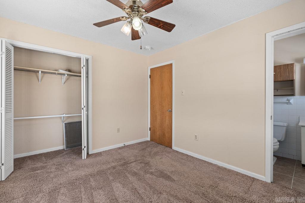1053 W Gum Log Road  Russellville, AR