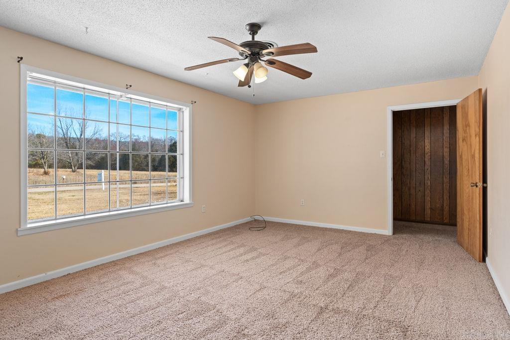 1053 W Gum Log Road  Russellville, AR
