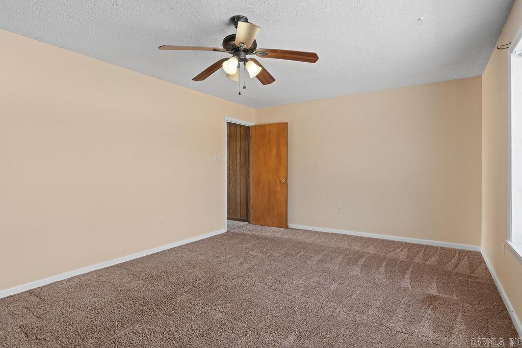 1053 W Gum Log Road  Russellville, AR