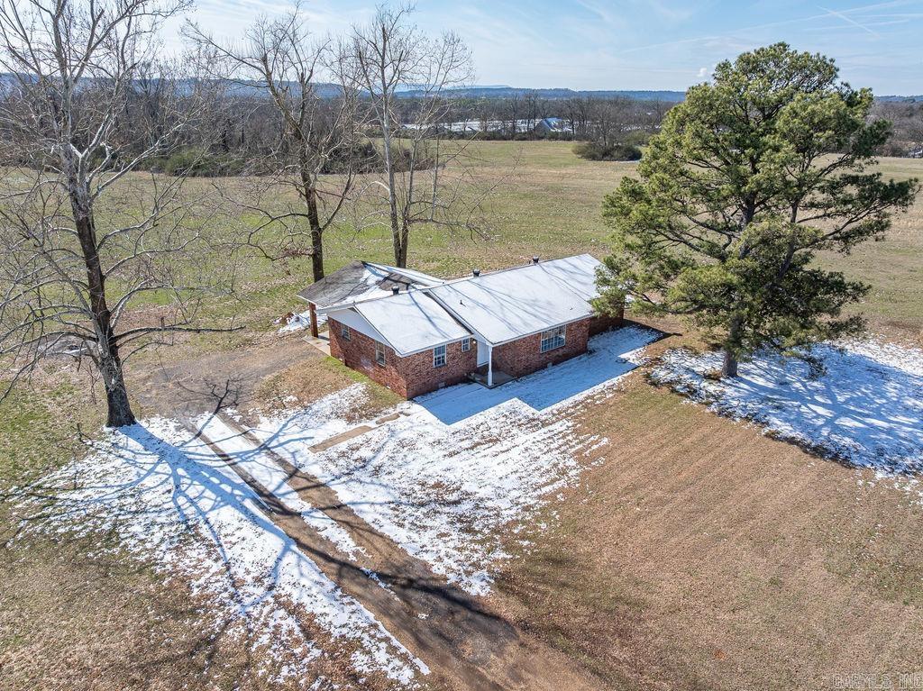 1053 W Gum Log Road  Russellville, AR