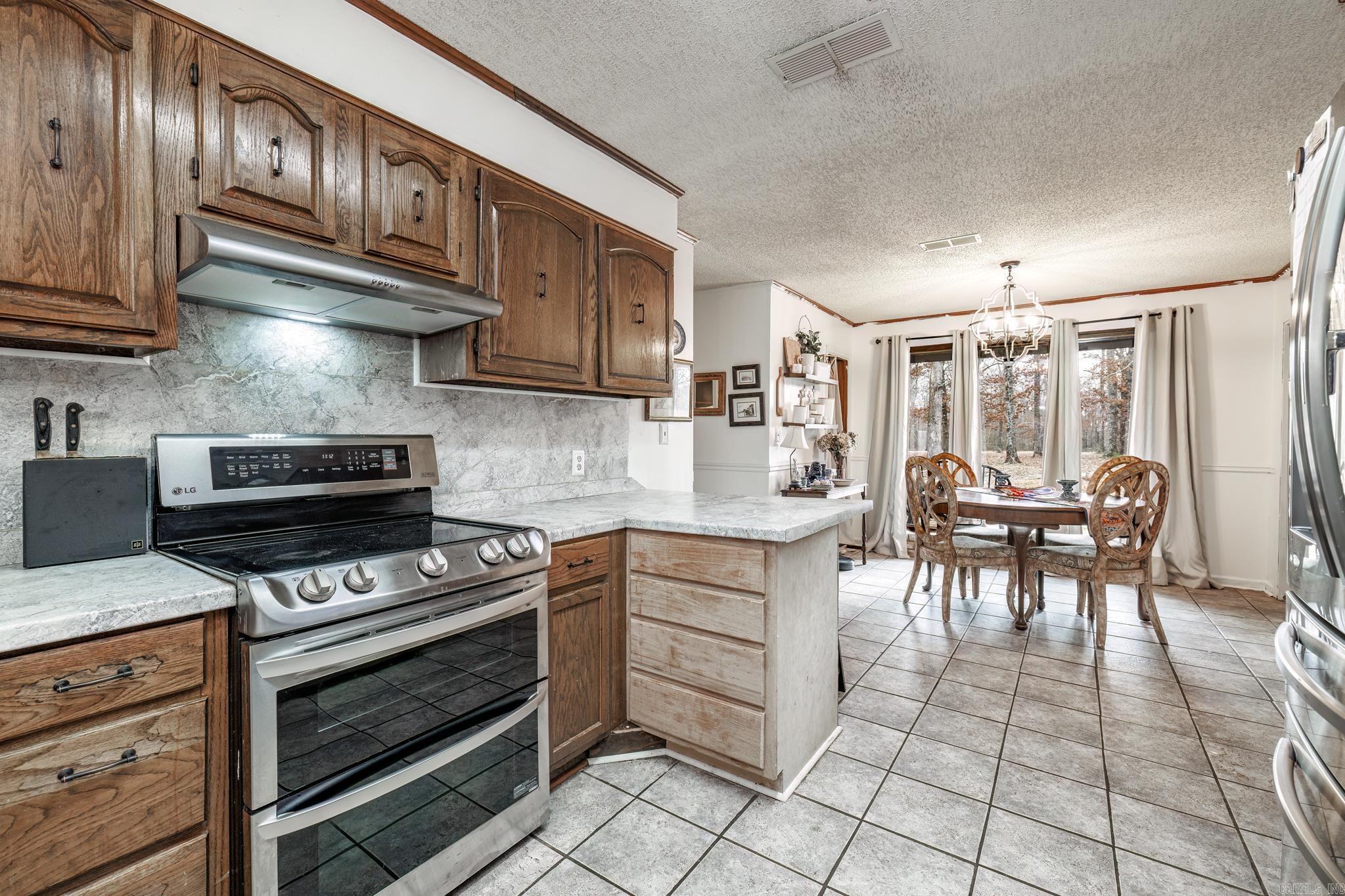 3701  Privatewood  Pine Bluff, AR