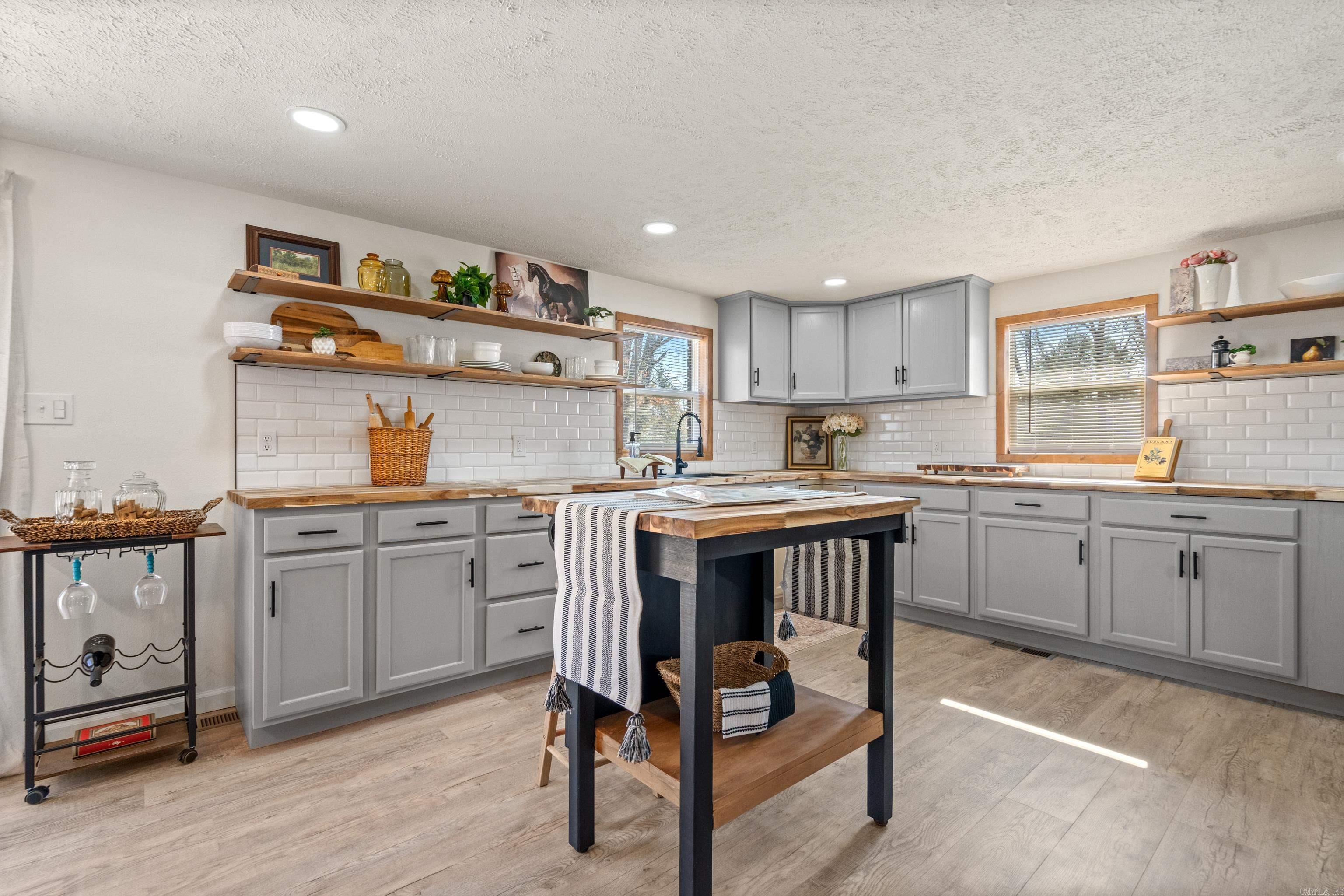 211  CLAIRMONT  Hot Springs, AR