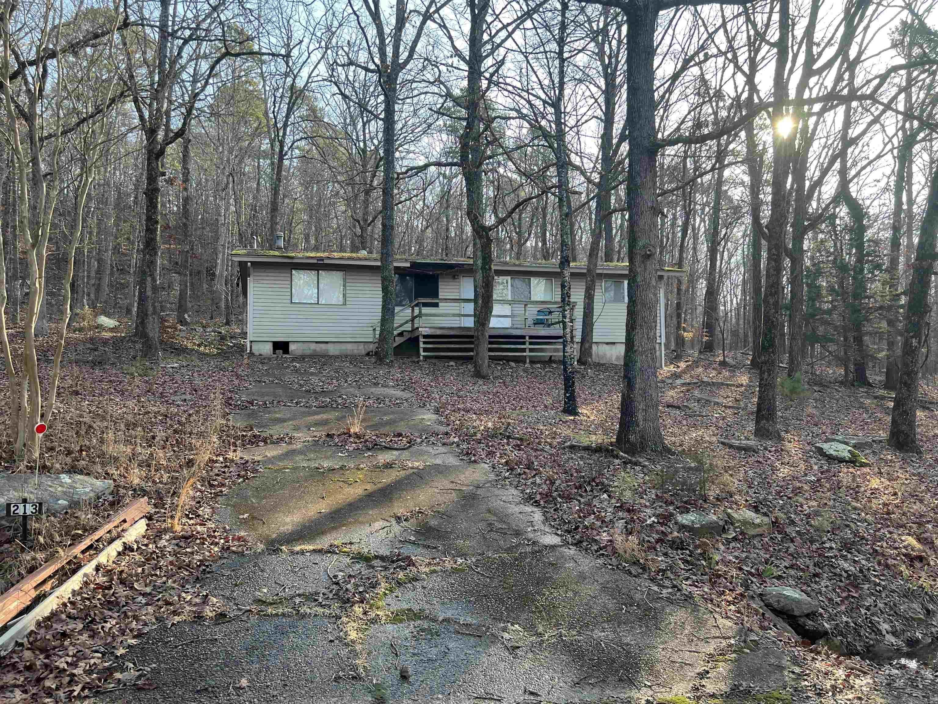 213  Riverview  Fairfield Bay, AR